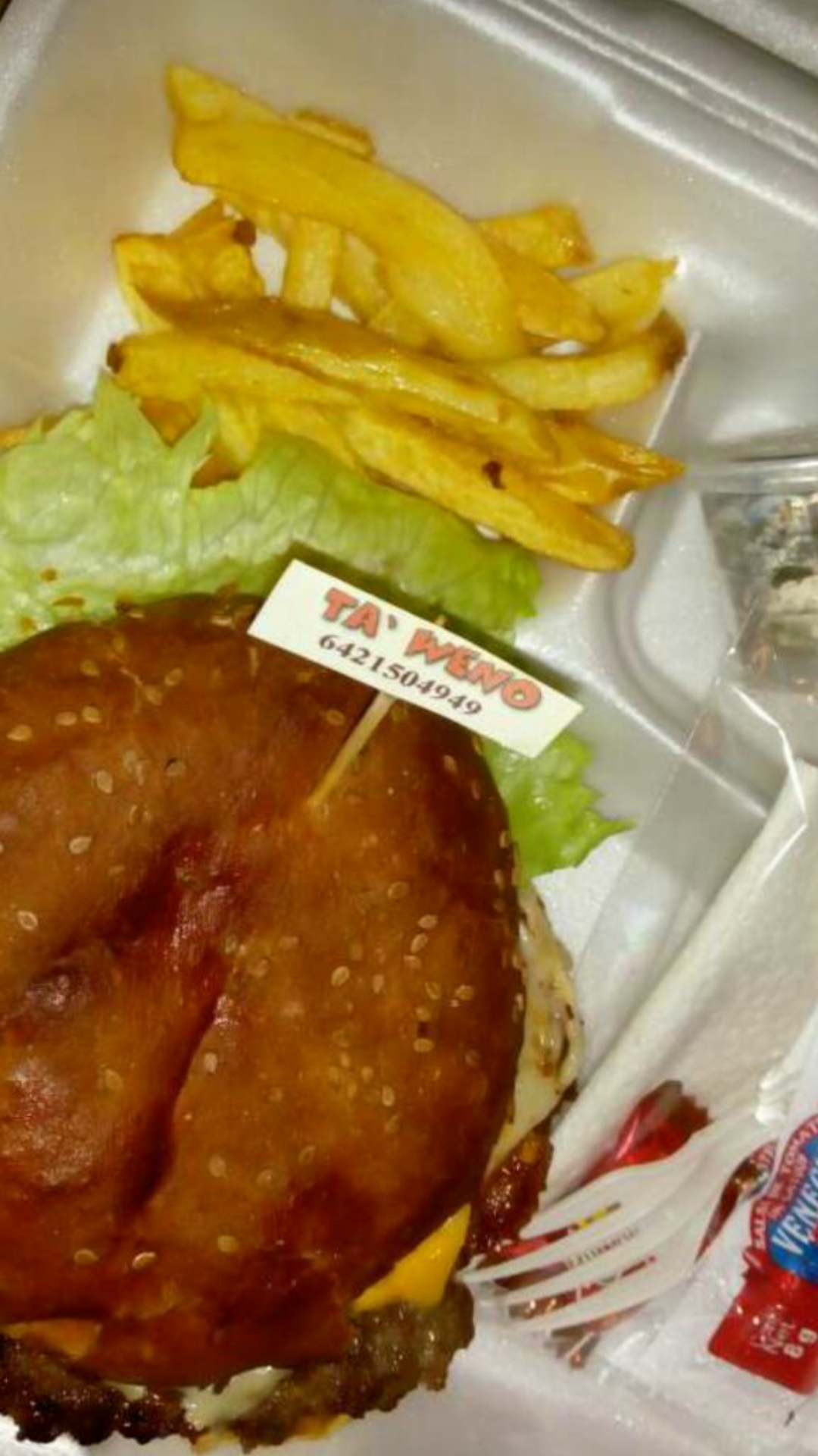 Ta Weno Hamburguesería image 7