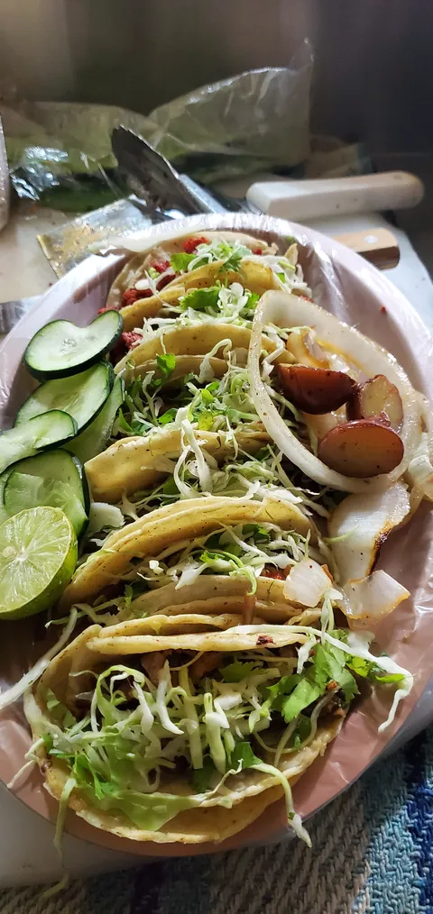 DESVELADOS image 2