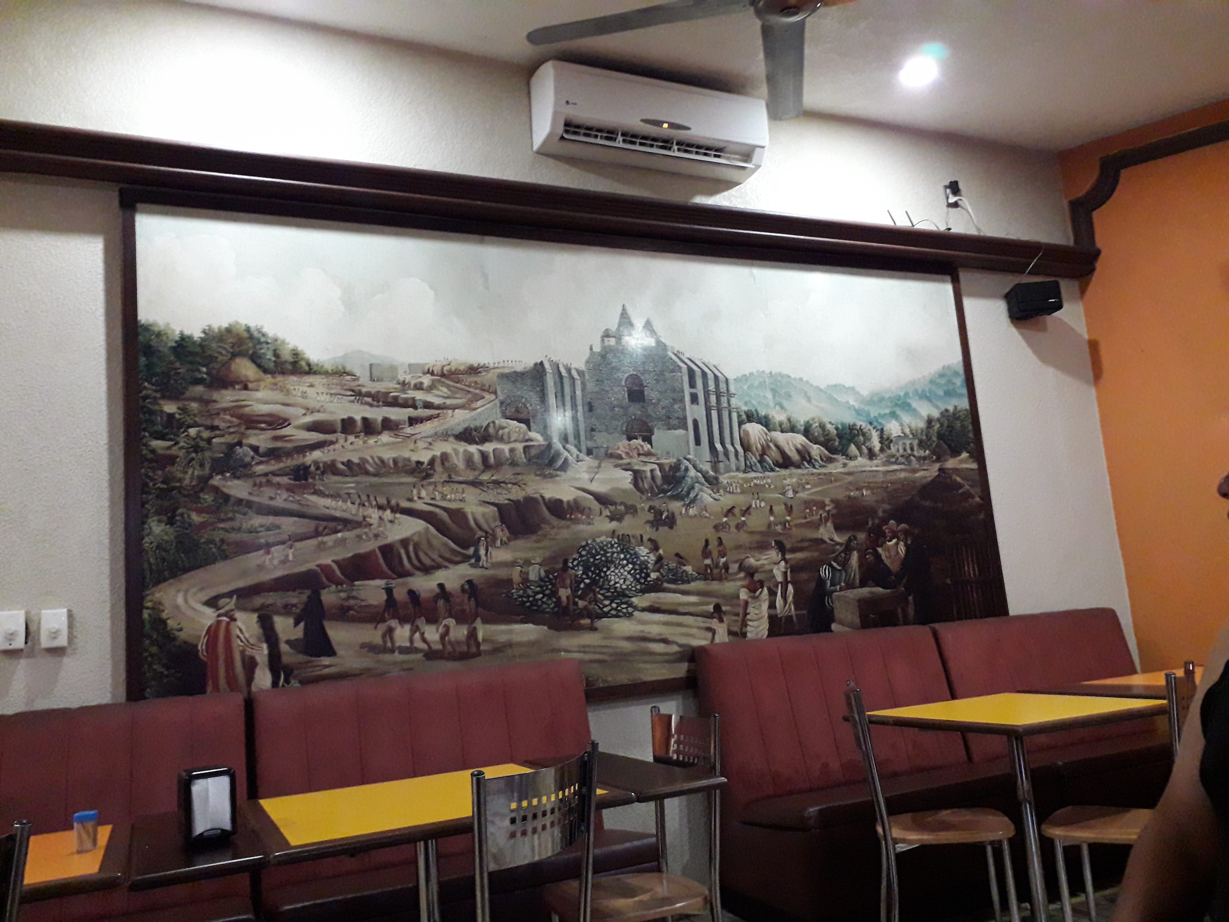 El Jacalito, pollos al carbón image 4