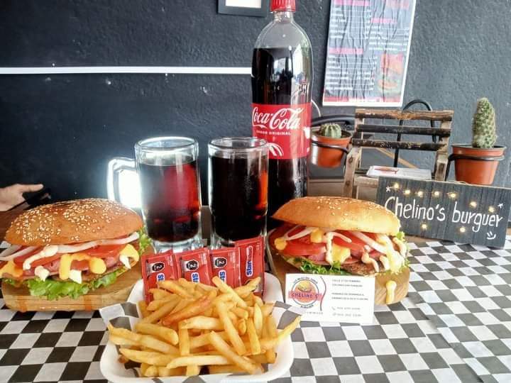 Chelino’s Burguer image 7