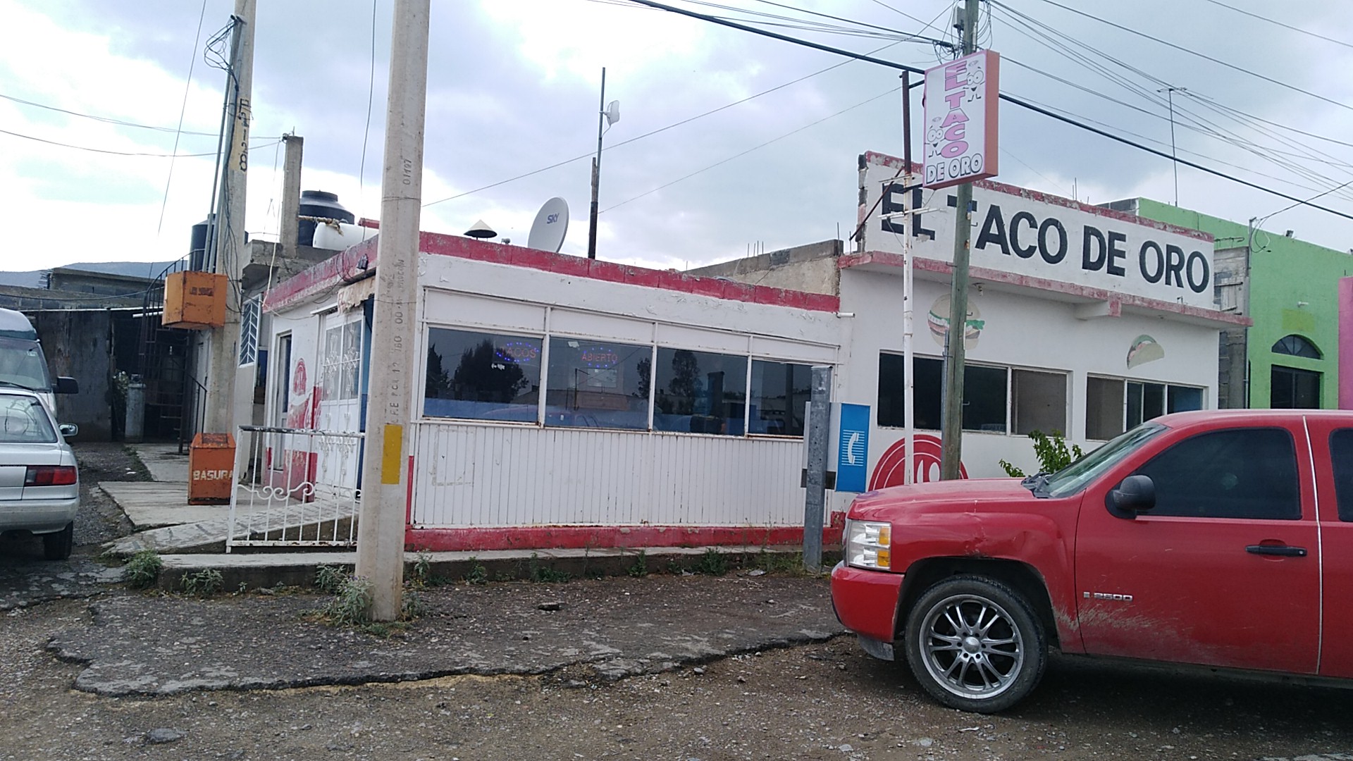 El Taco de Oro image 3