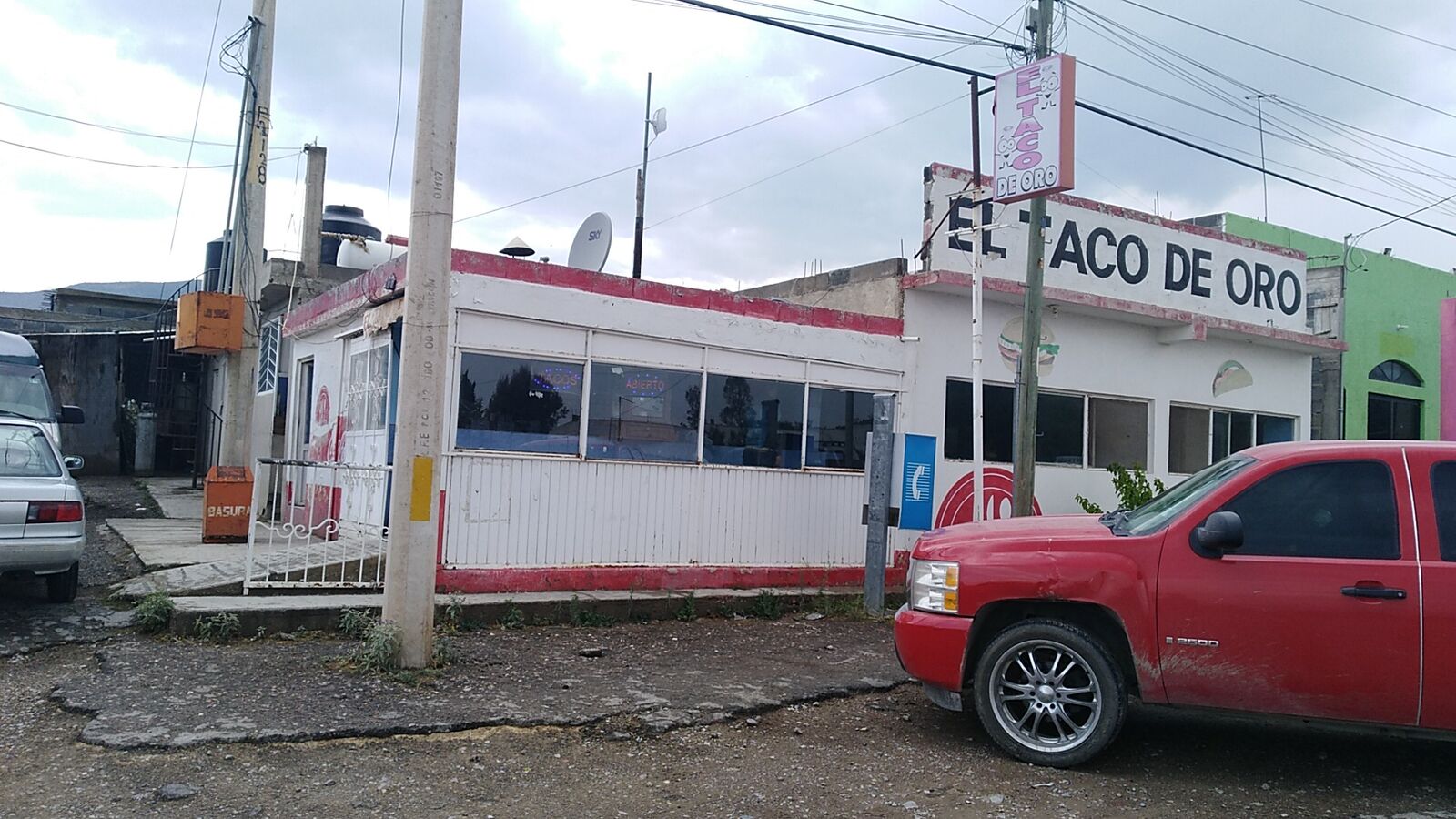 El Taco de Oro image 3