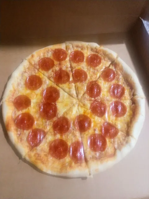 Pizzas Roma image 3