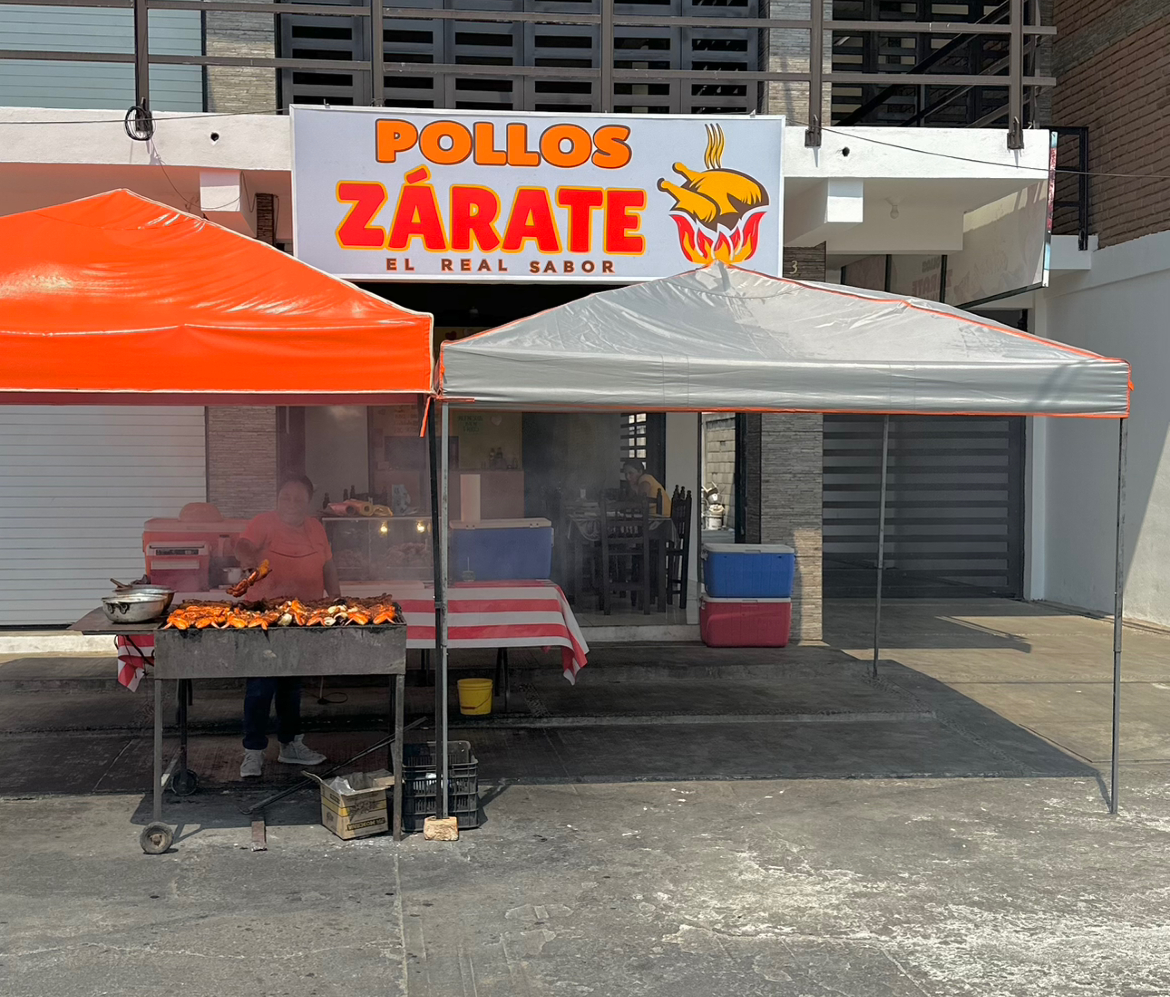 Pollos Zárate image 1