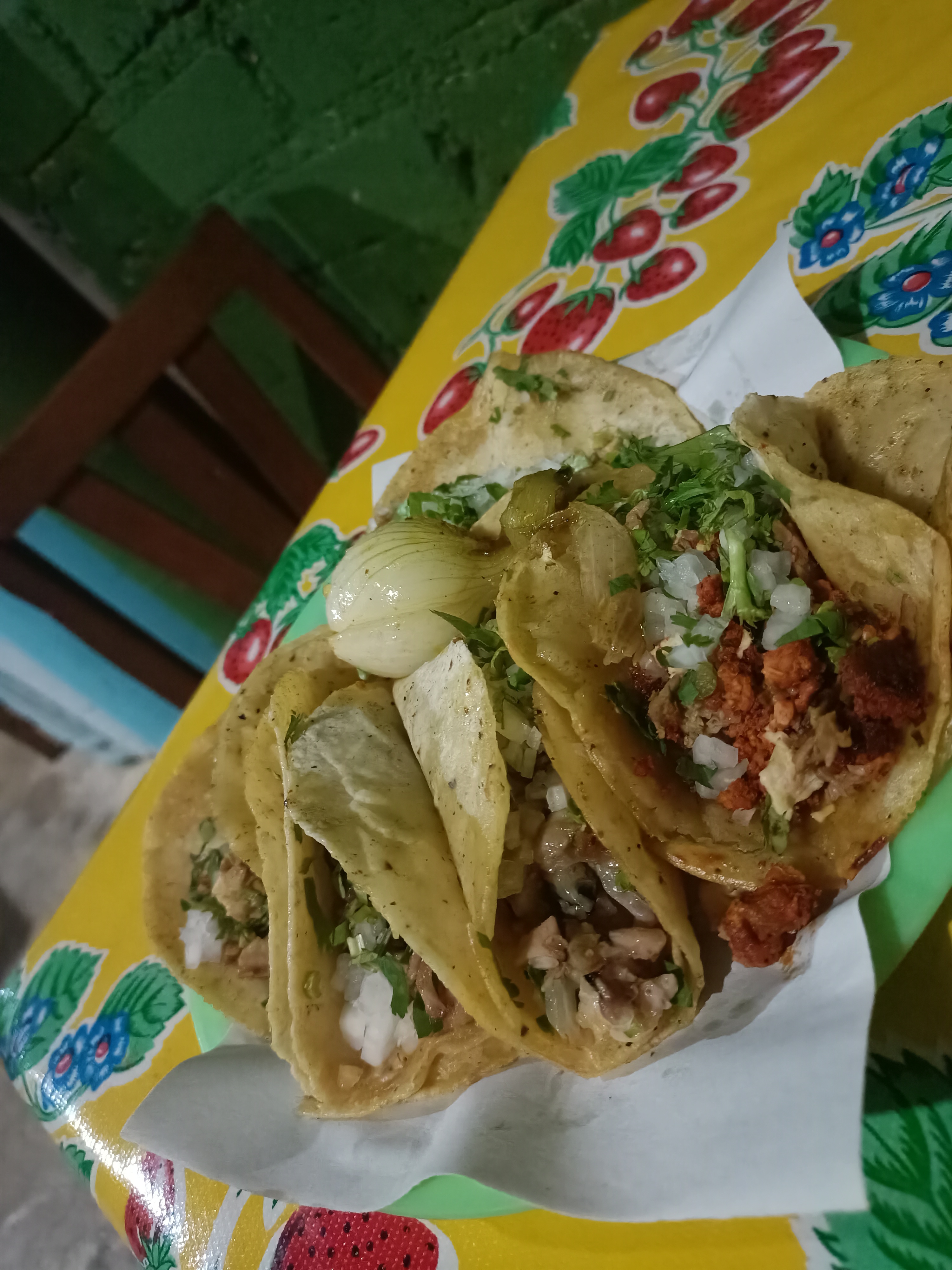 TAQUERIA D LIRIO image 7