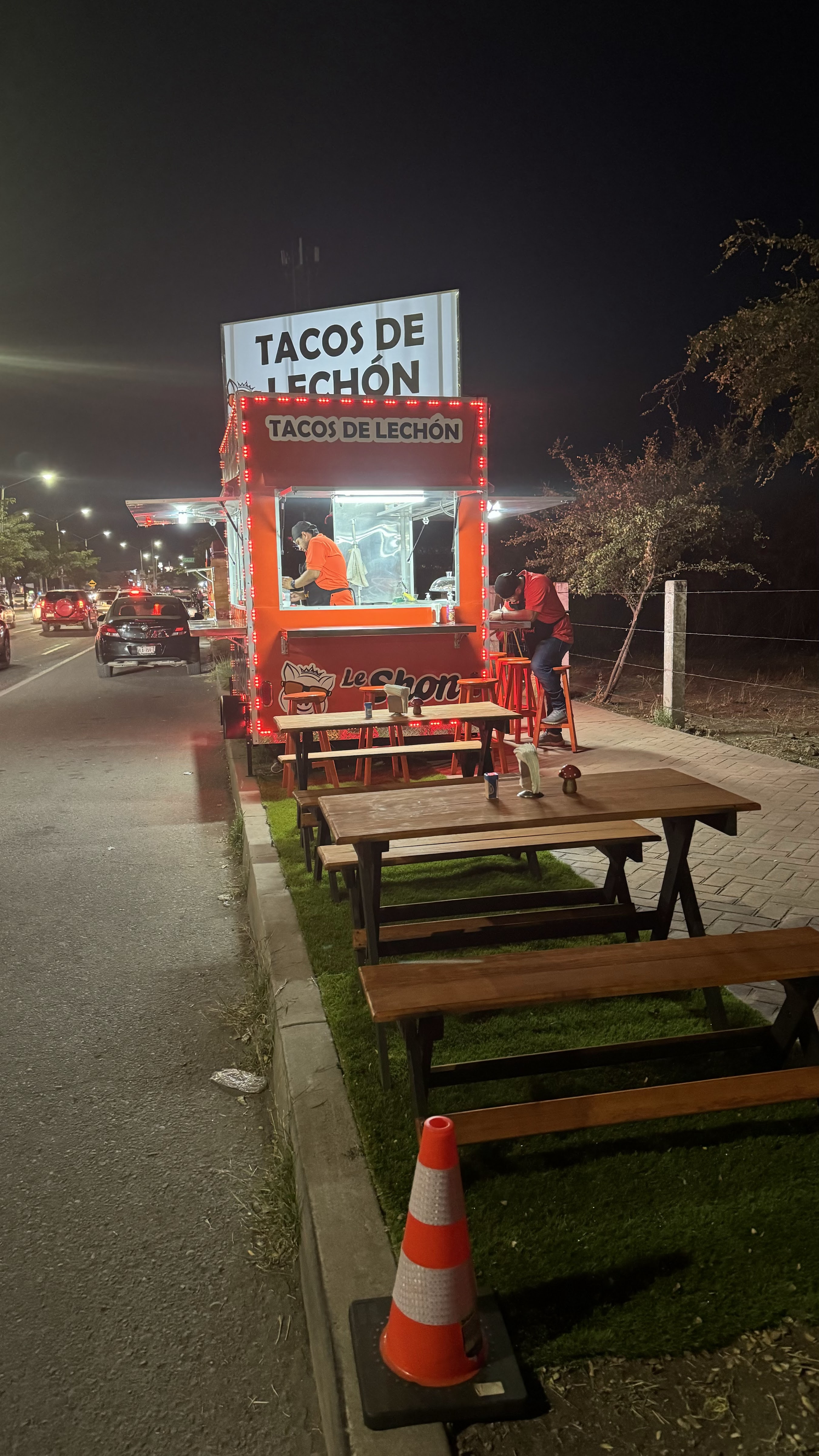 Le Shon “el original “ Lechón de Culiacán Sinaloa. image 9