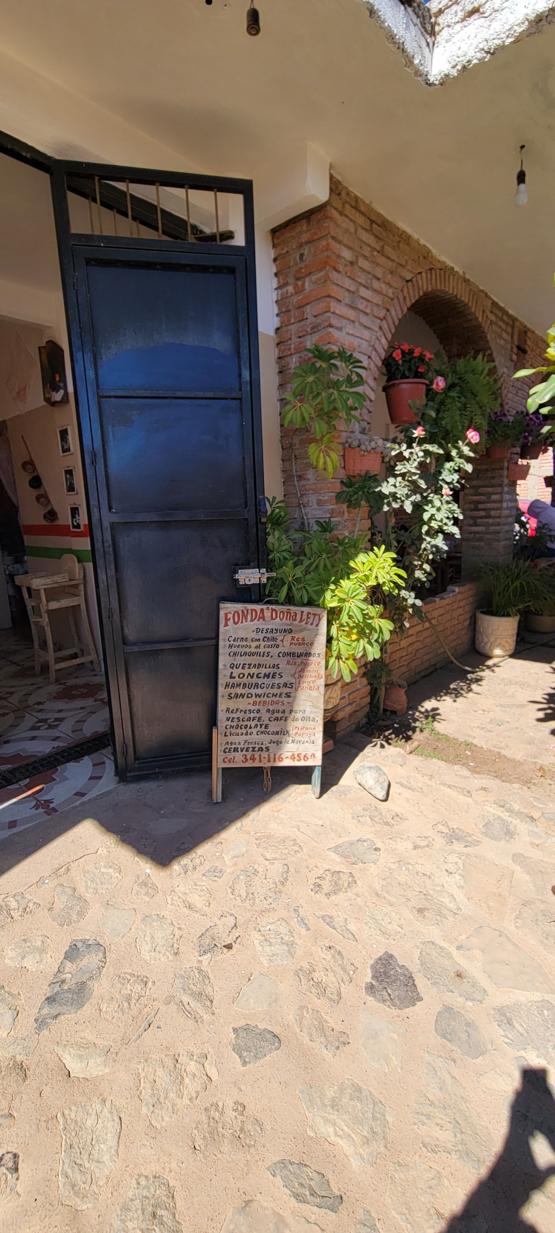 Fonda Doña Lety image 8