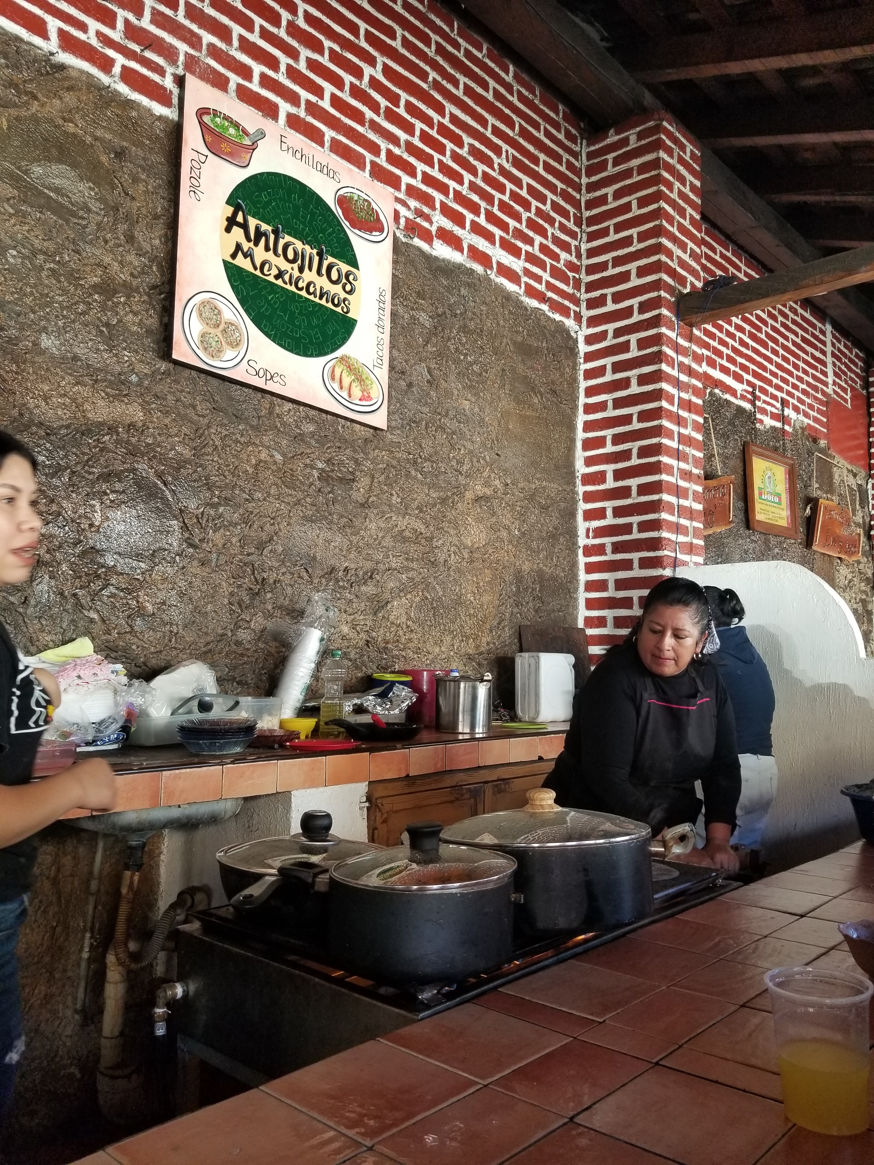 Antojitos mexicanos image 1