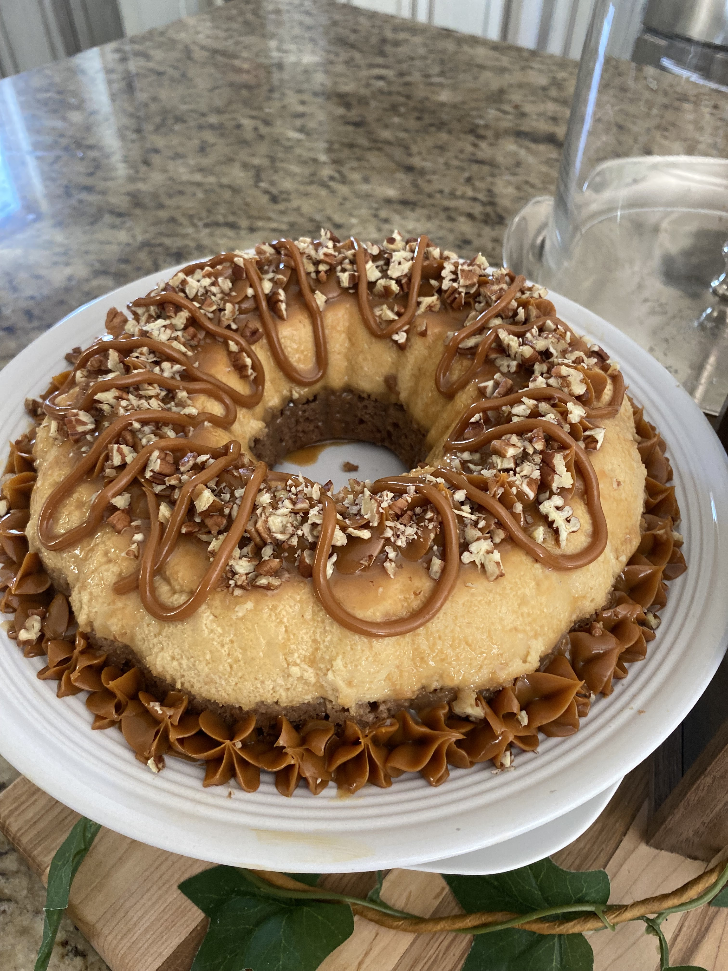 Terraza del lago Miguel image 2