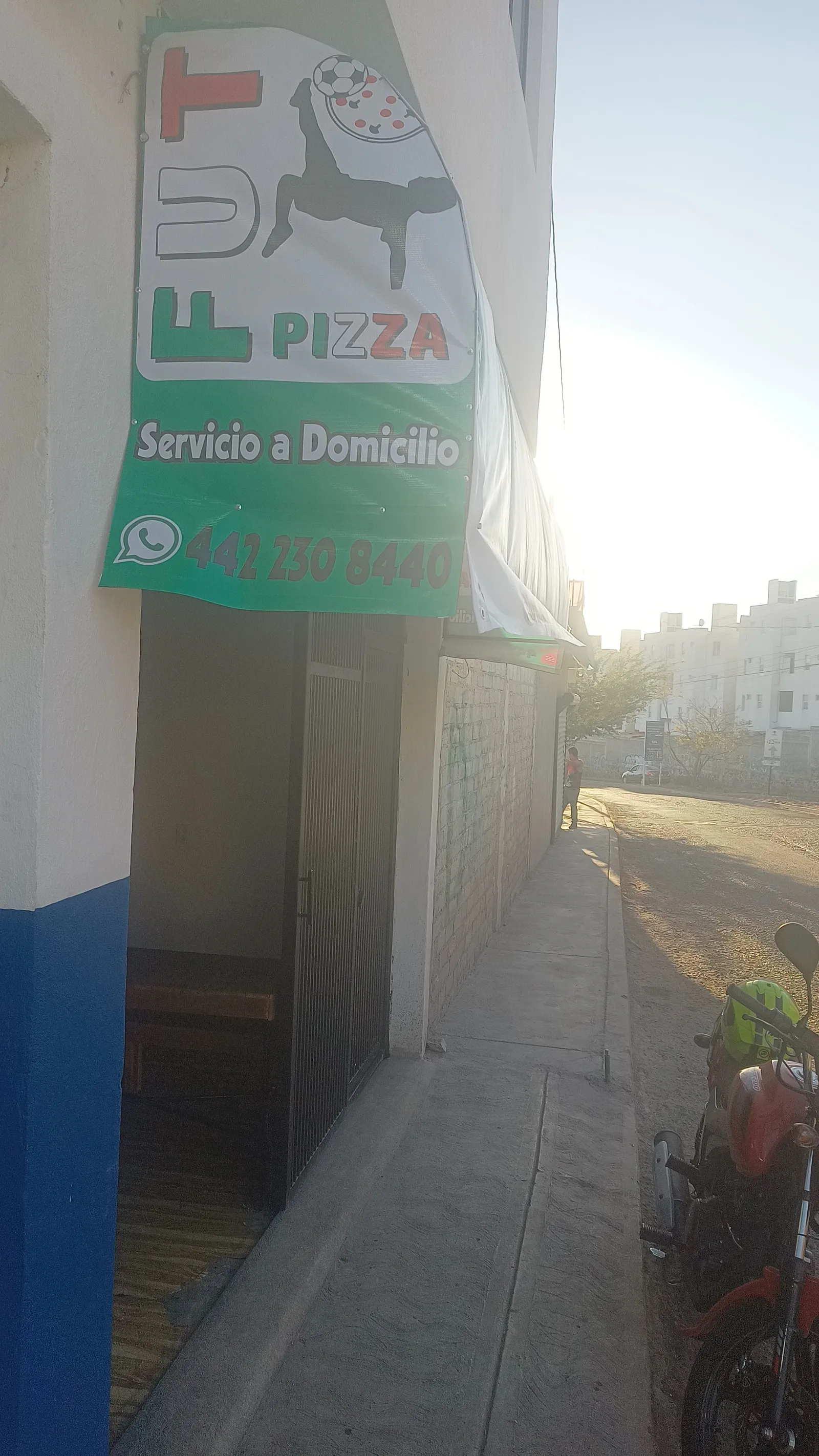 Fut Pizza image 8