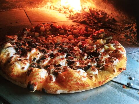 Pizzeria Bernardinos image 1