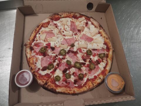 PIZZAS Y MÁS... image 4