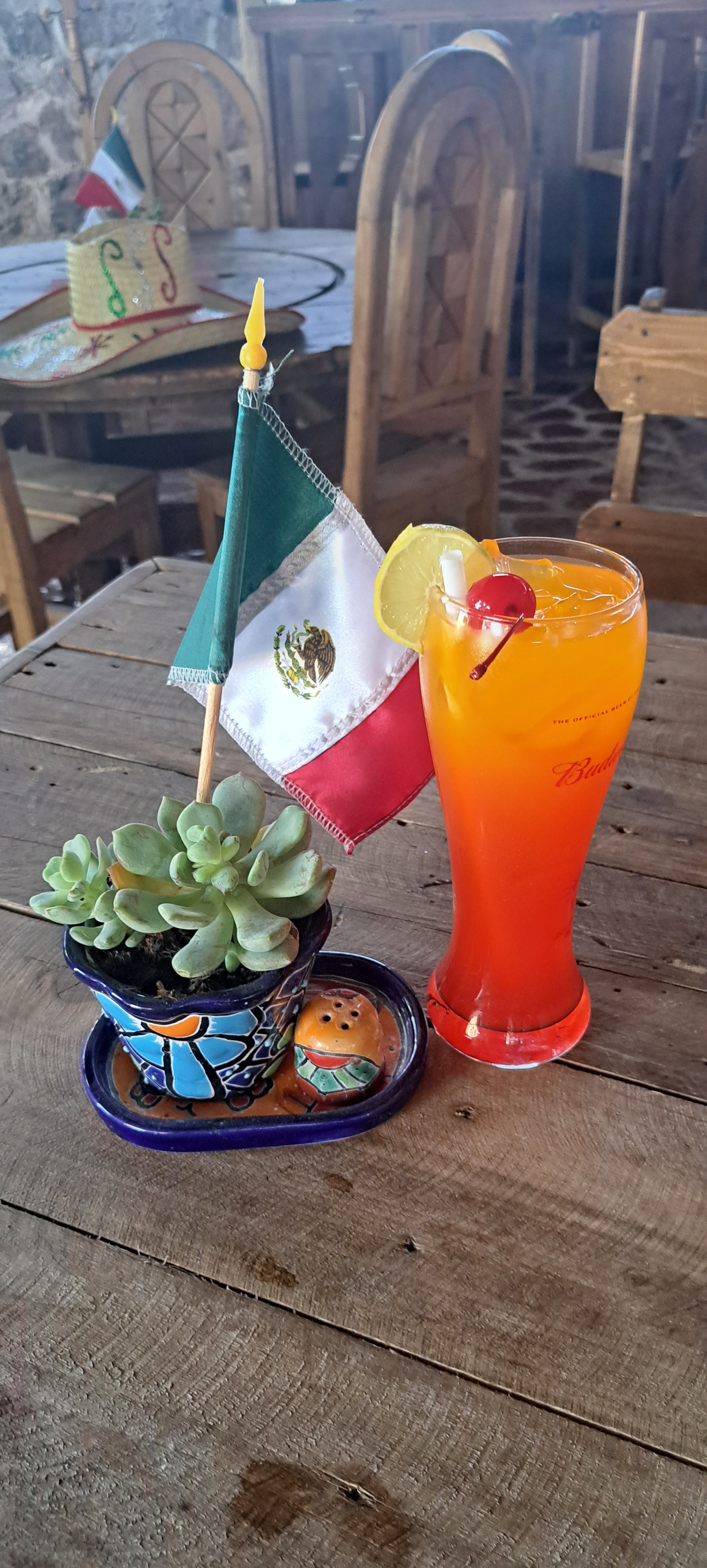 YU WINGS WOLF image 4