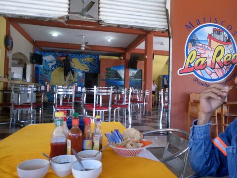 Mariscos La Red image 1