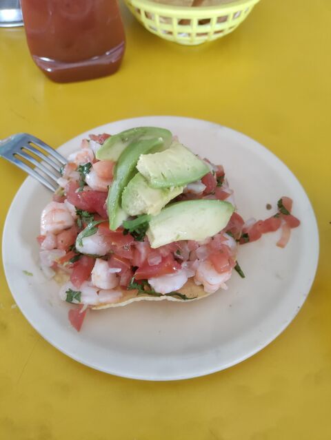 Mariscos La Red image 6