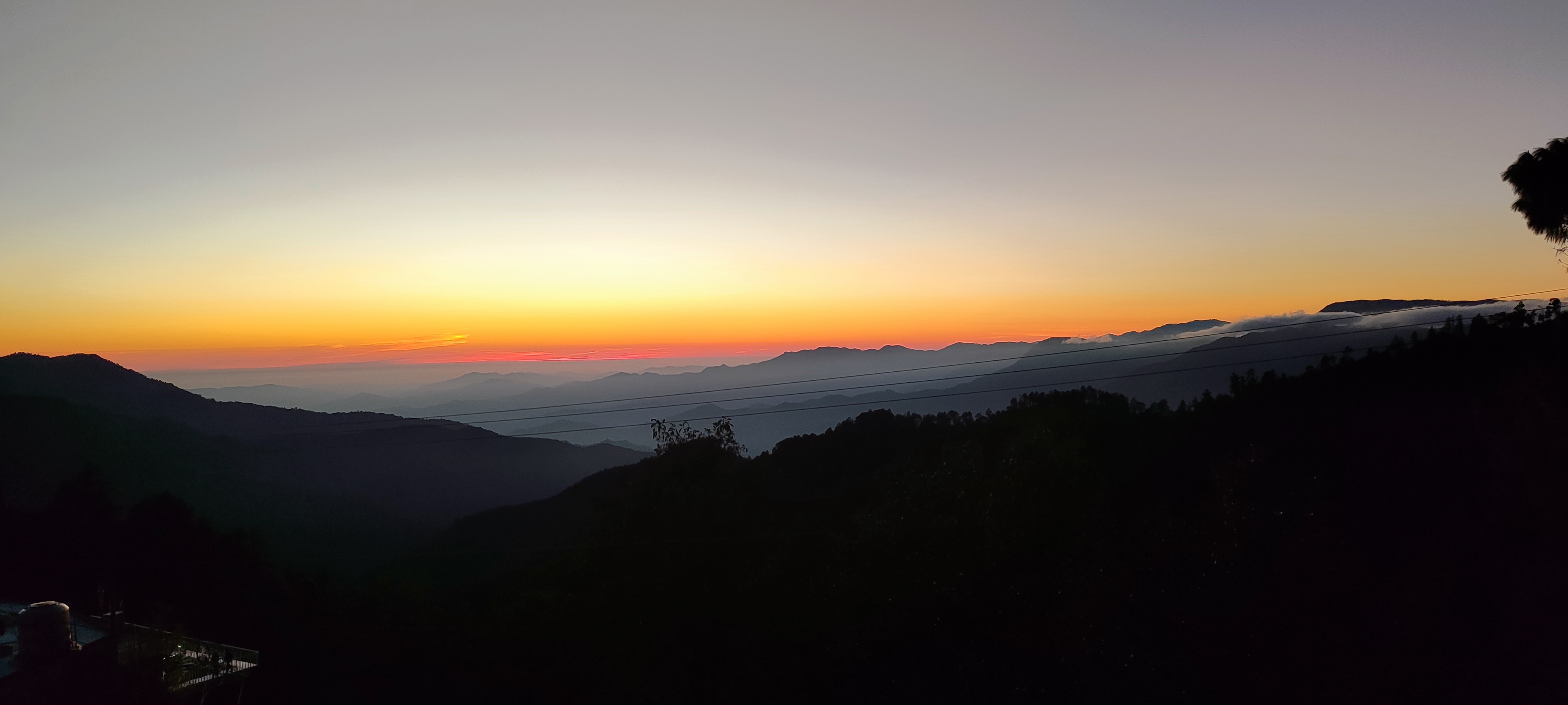 REINA PIZZA-REPOSTERIA image 3