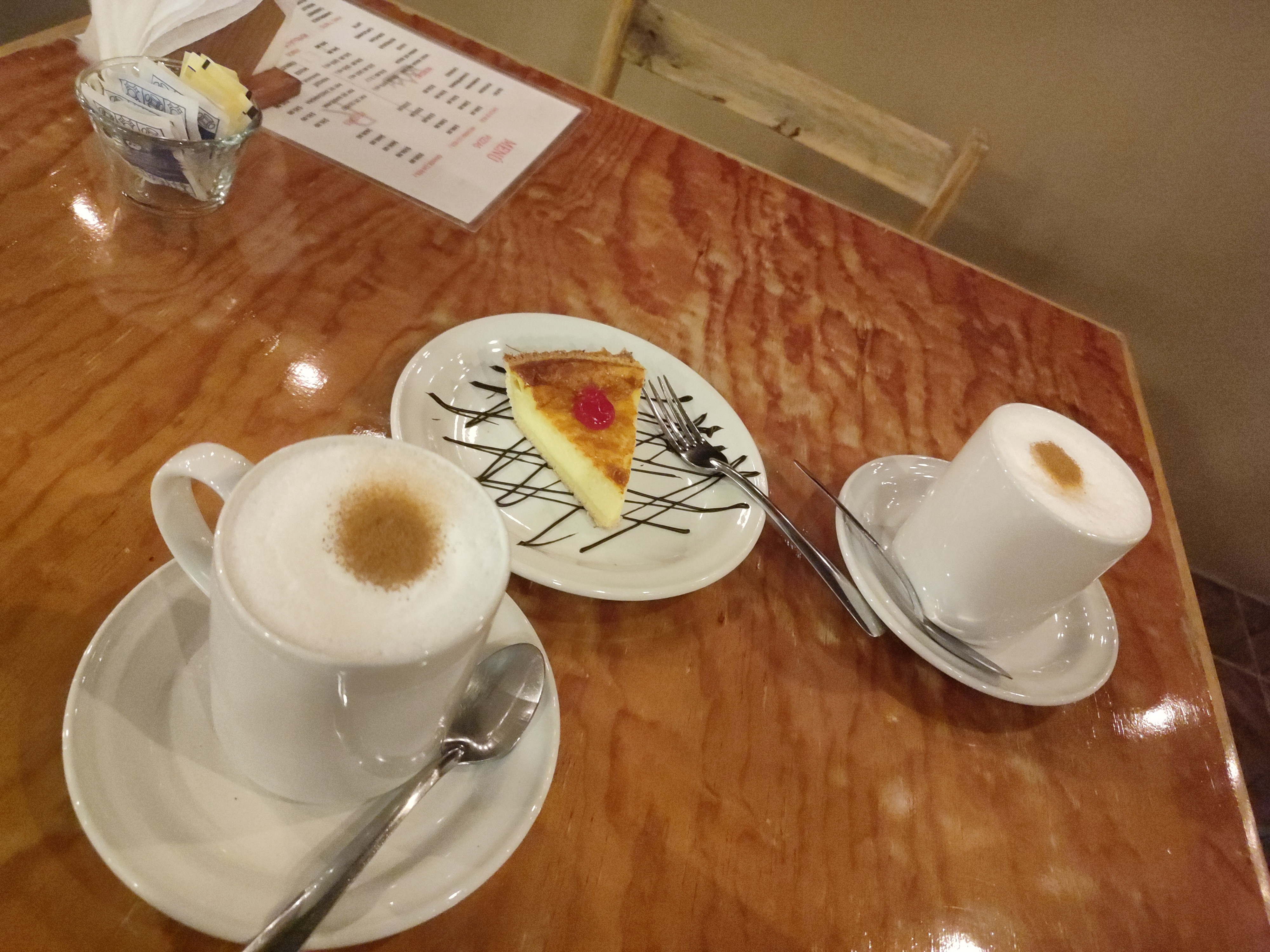 REINA PIZZA-REPOSTERIA image 4