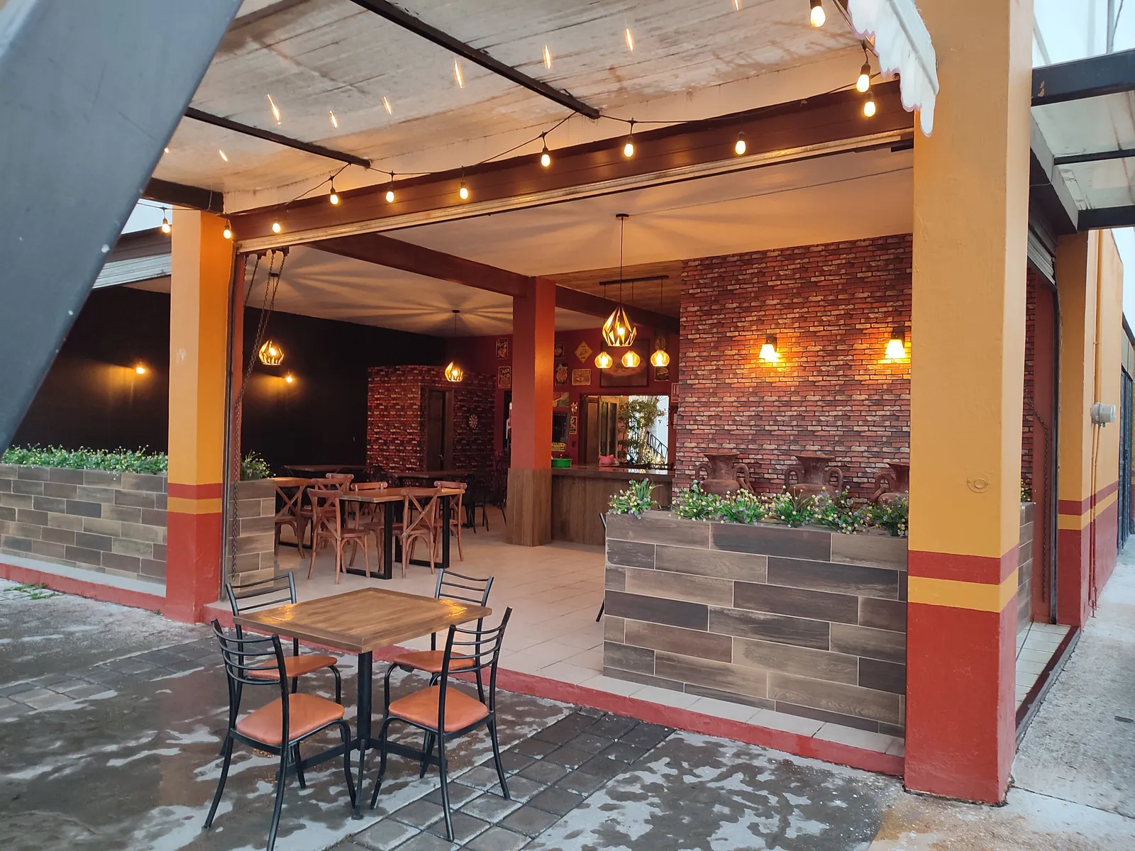 Pizza Zon image 3