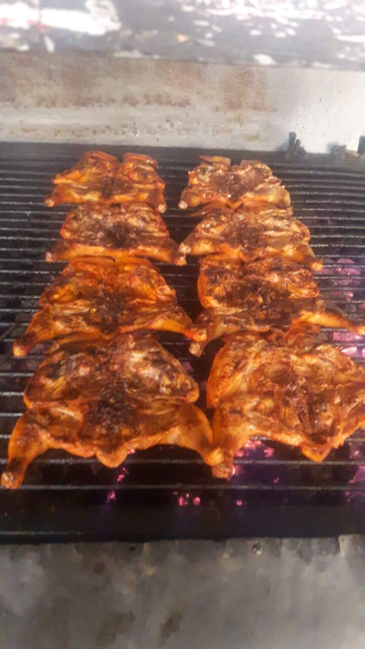 El Pollo Bravo Restaurante image 4