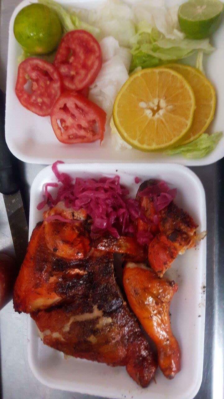 El Pollo Bravo Restaurante image 8