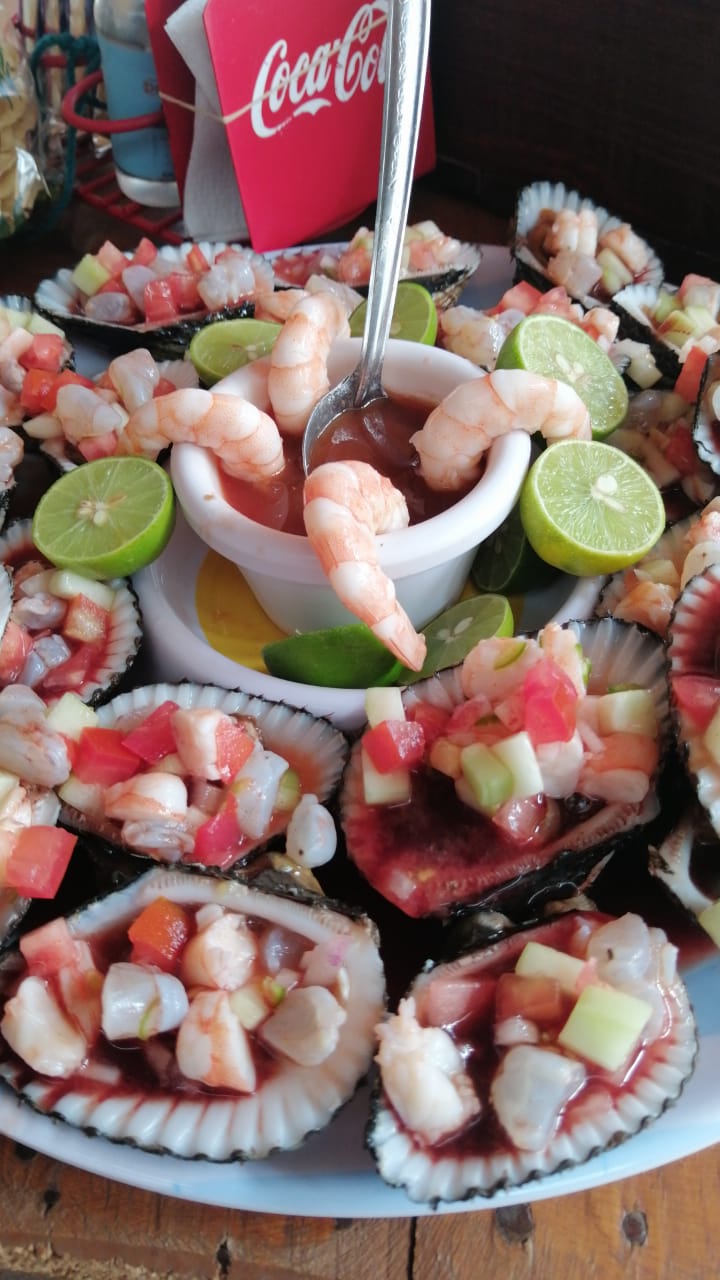 Mariscos La Cheve image 2