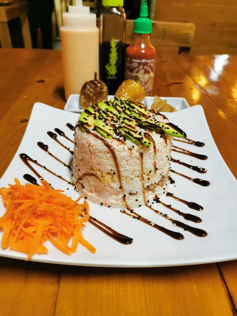Chepe's Sushi y Hamburguesas image 2