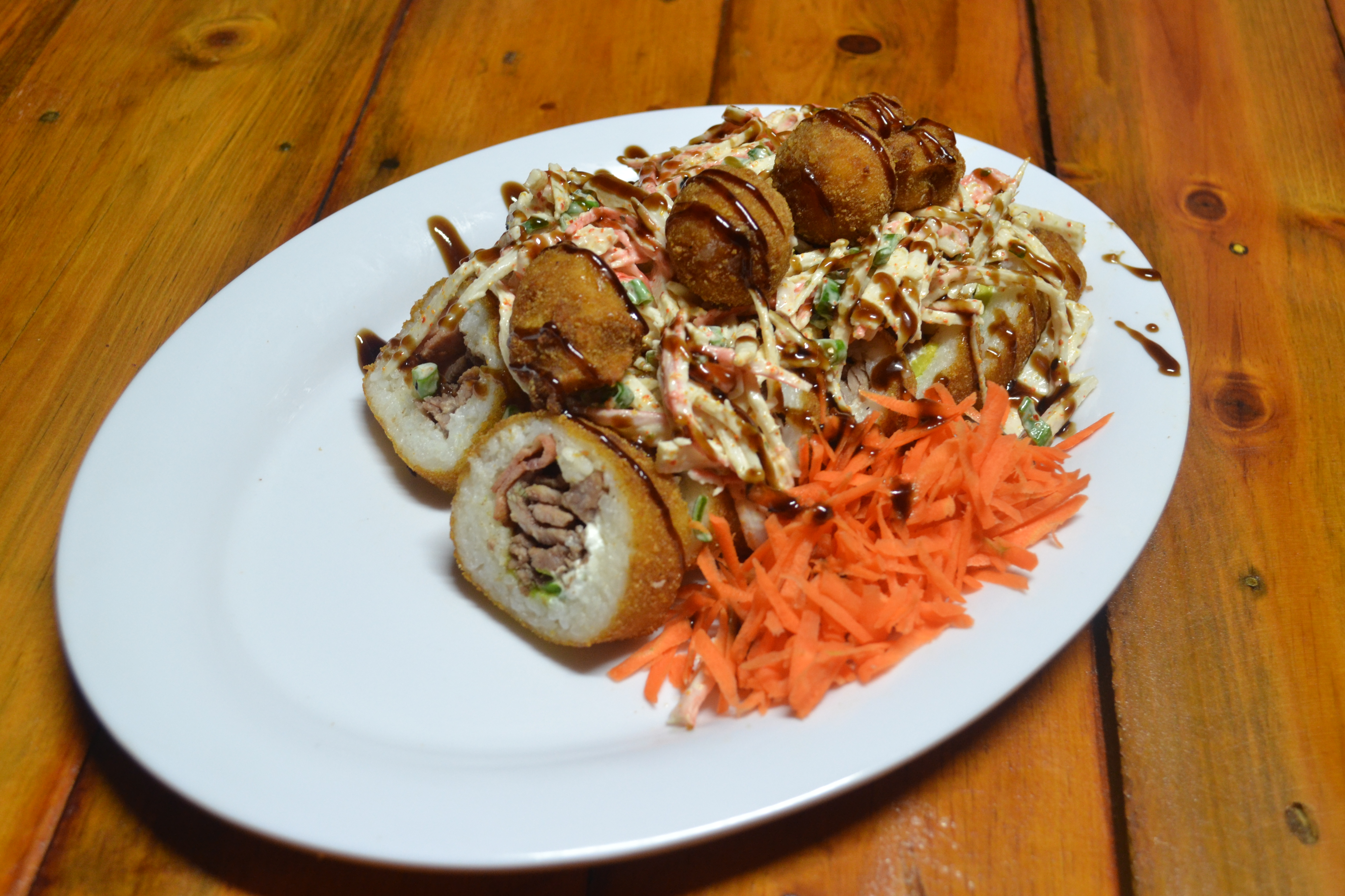 Chepe's Sushi y Hamburguesas image 3