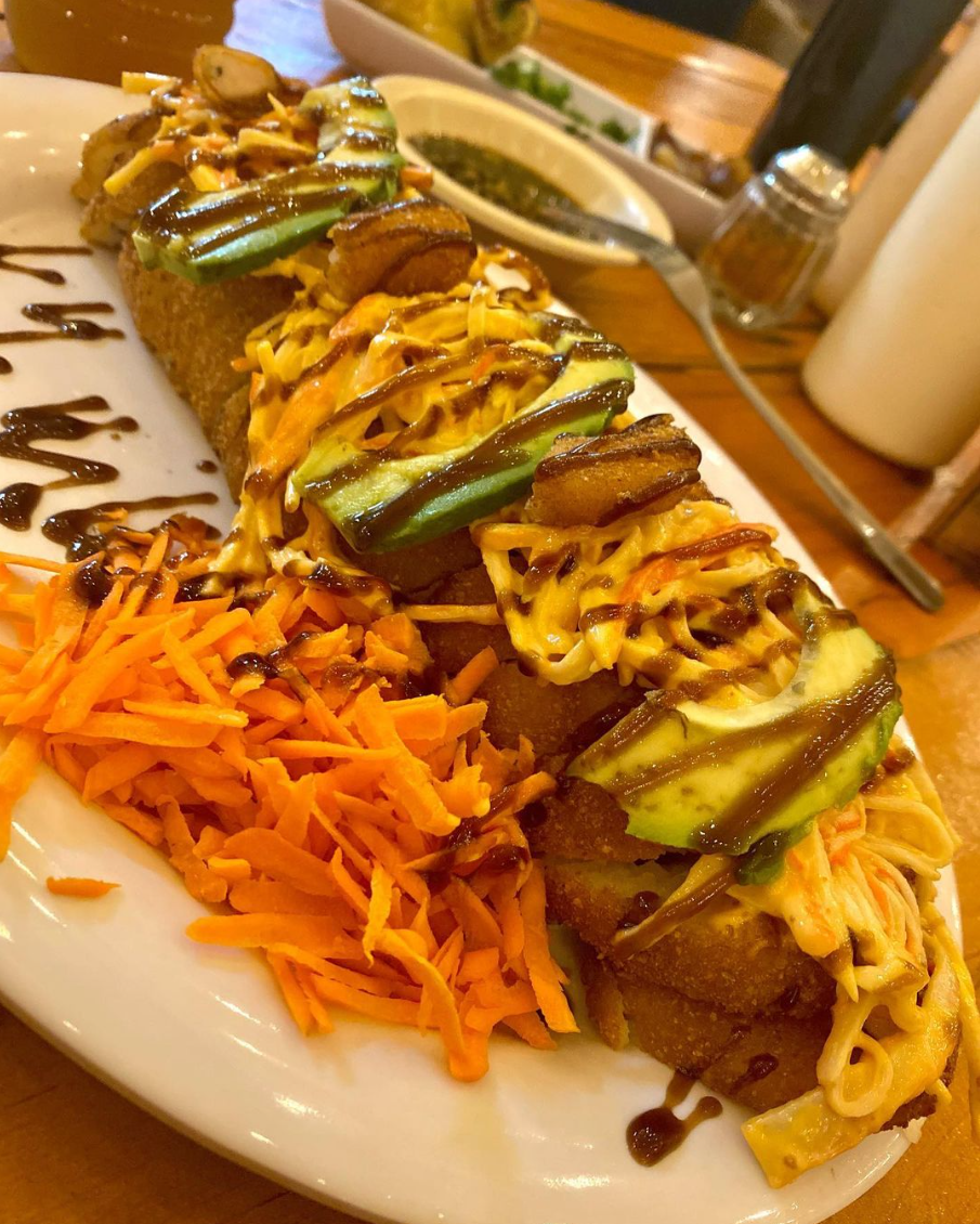 Chepe's Sushi y Hamburguesas image 5