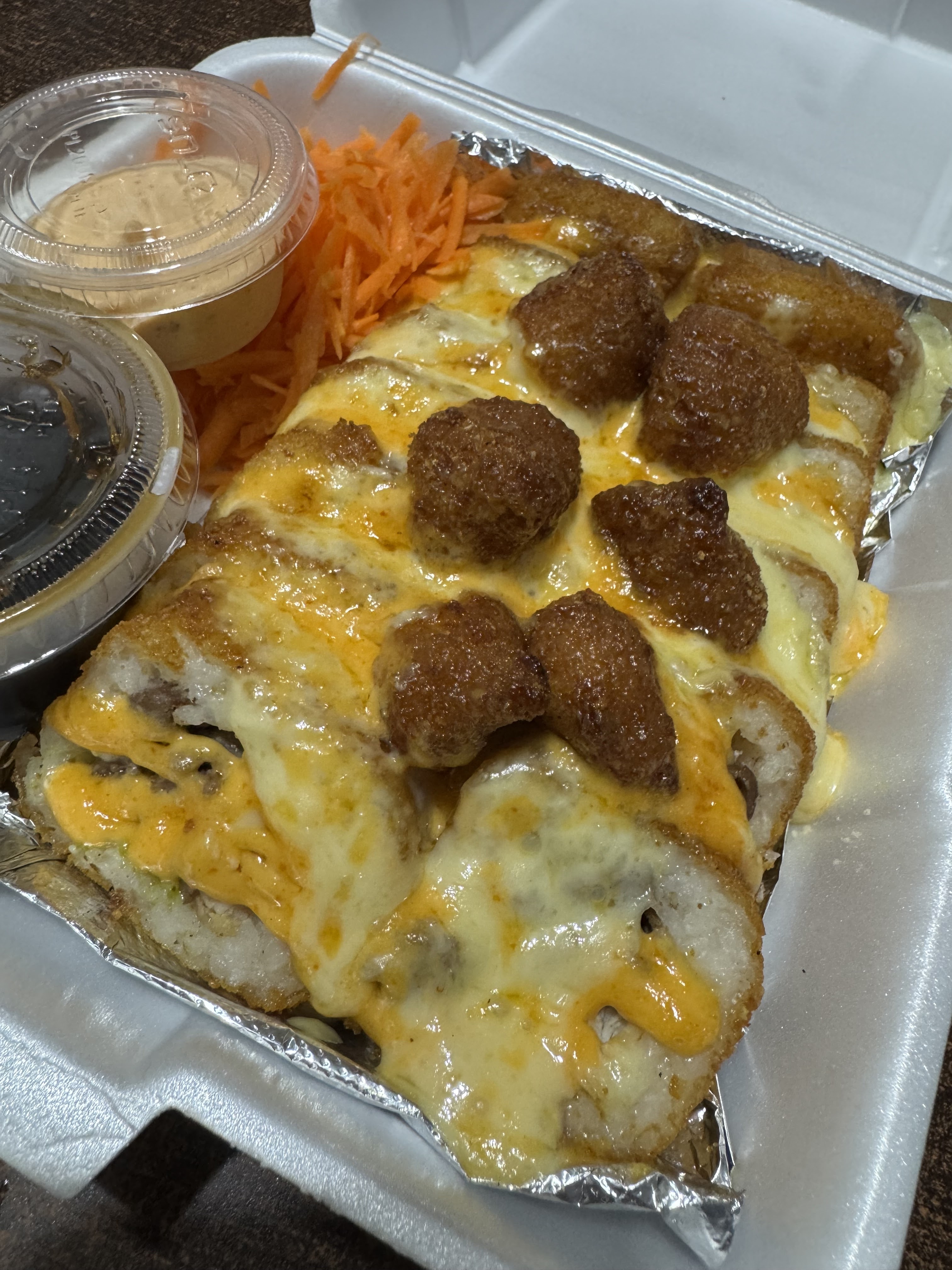 Chepe's Sushi y Hamburguesas image 9