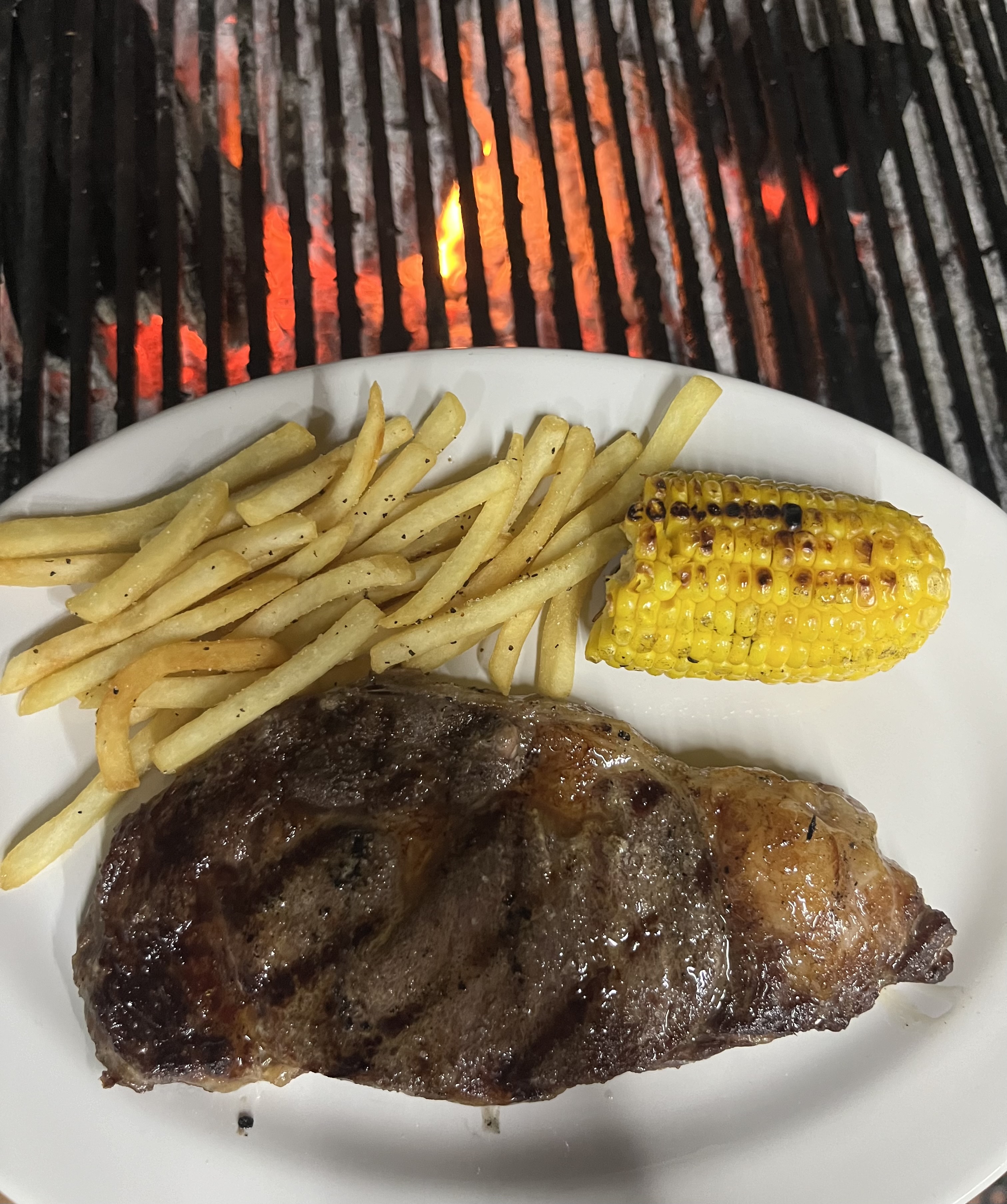 El Che Parrilla Riviera image 4