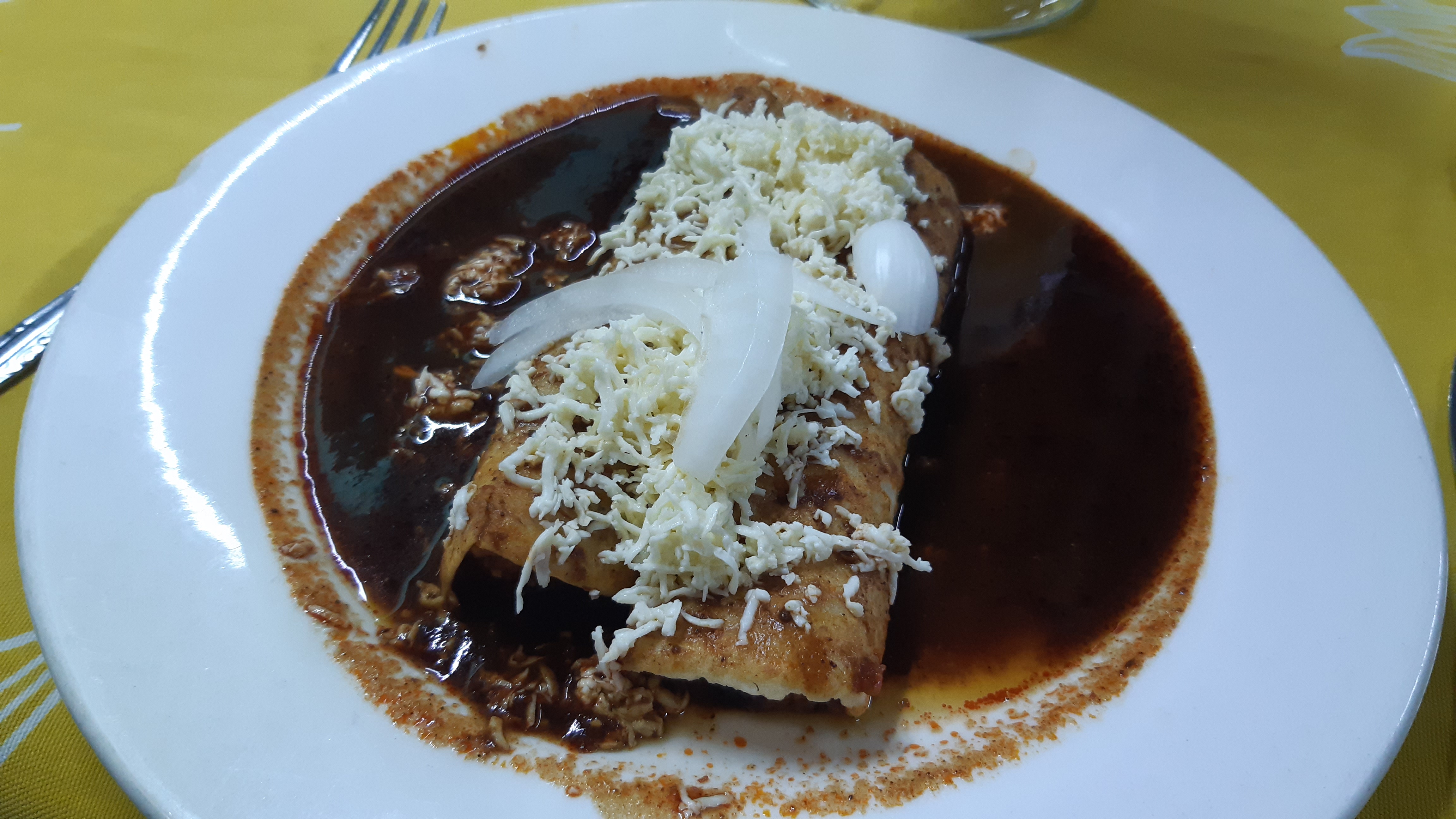 Antojitos LA Casa image 9