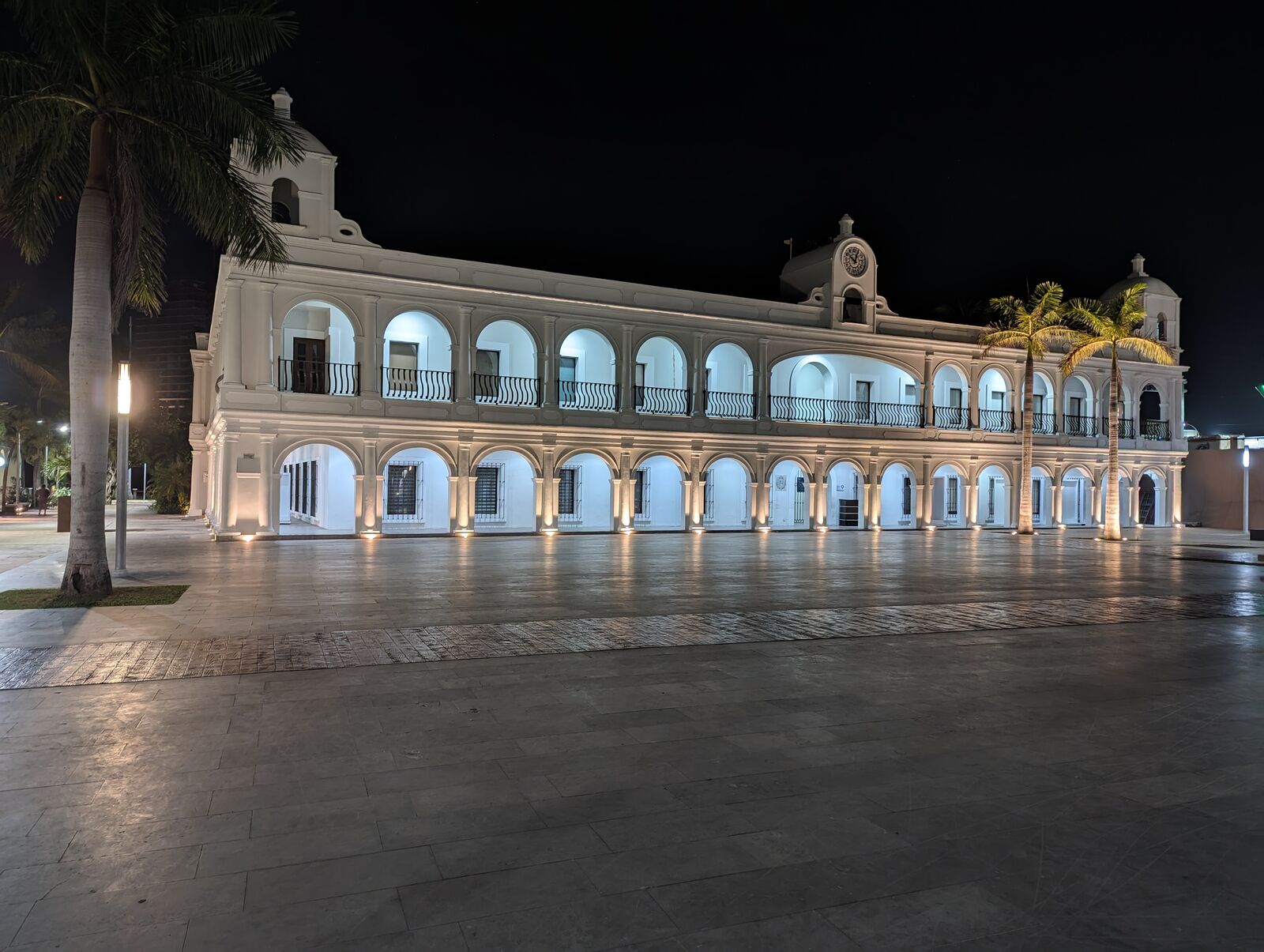 El Recreo image 4