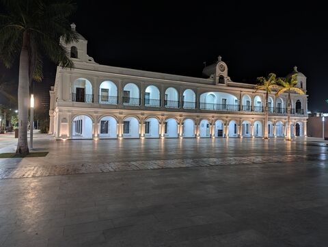 El Recreo image 4