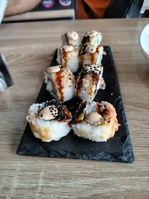 Sushicat Viguera image 5