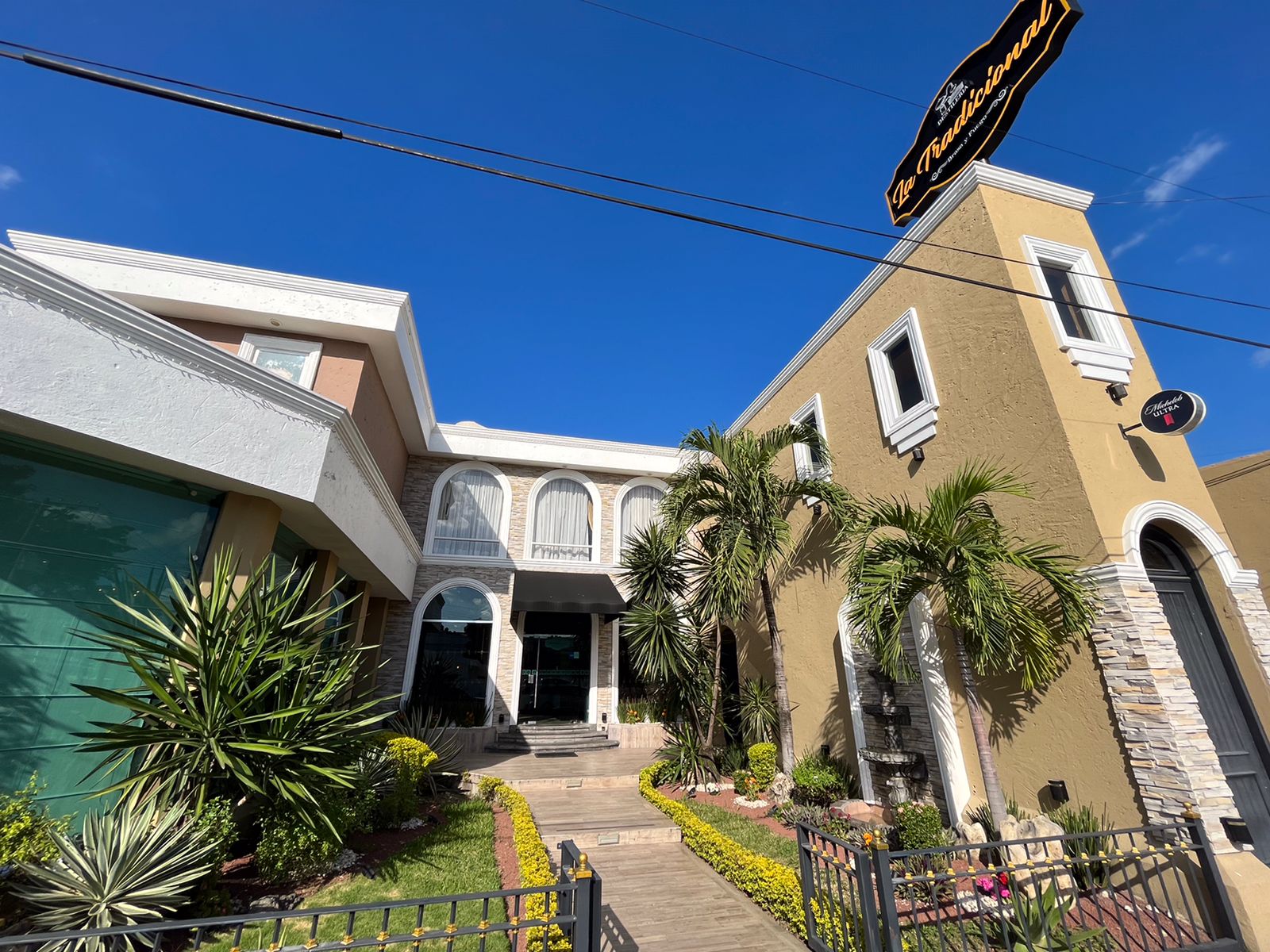 La Tradicional brasa y fuego image 4