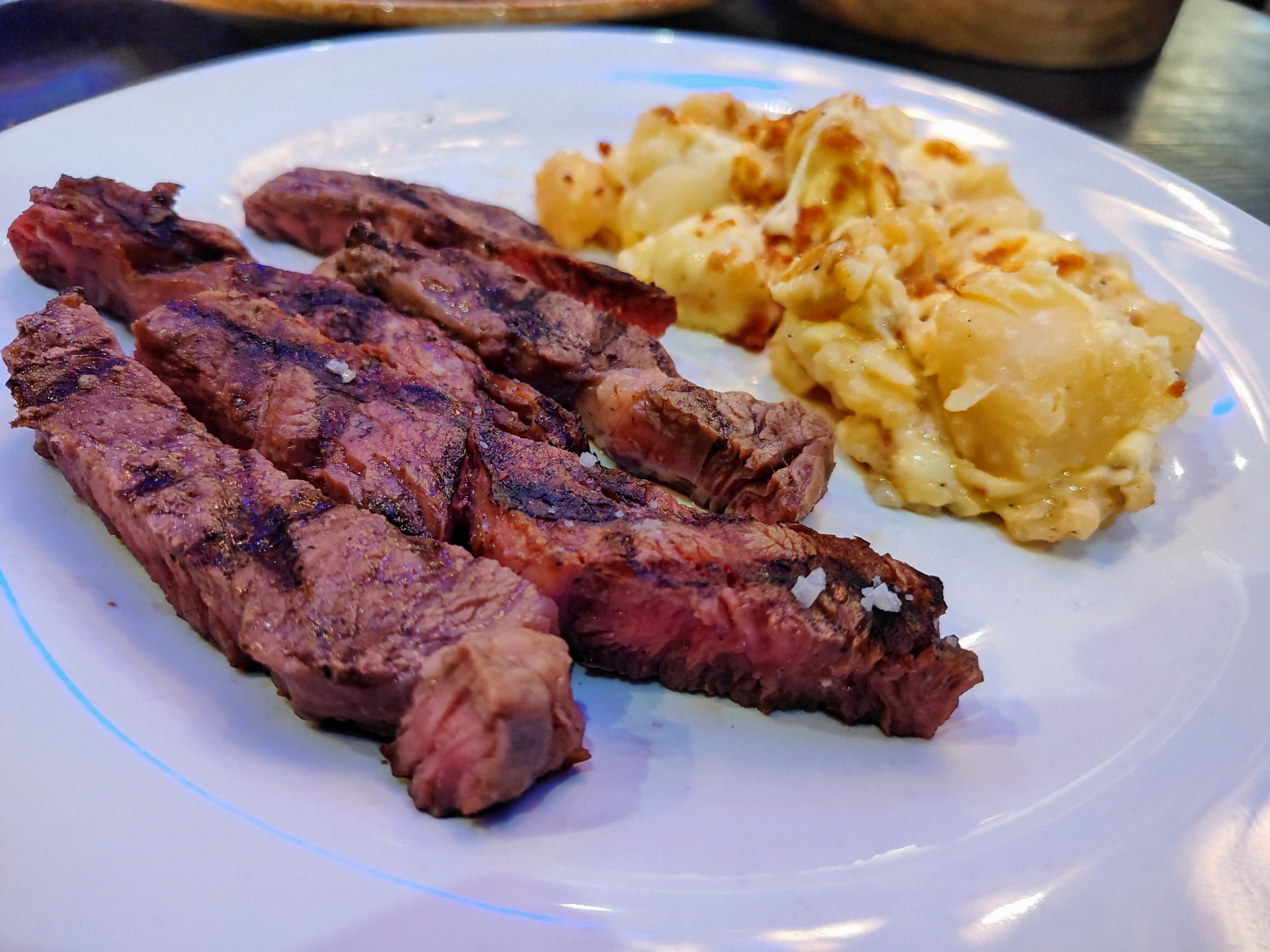 La Tradicional brasa y fuego image 5