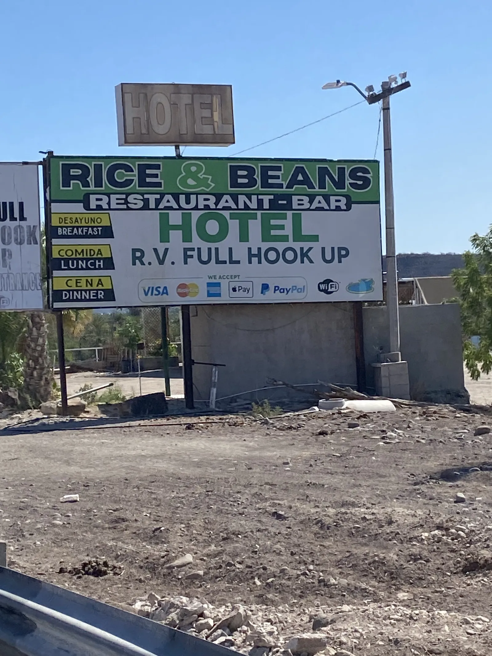 Hotel y Restaurant Rice & Beans Oasis image 9
