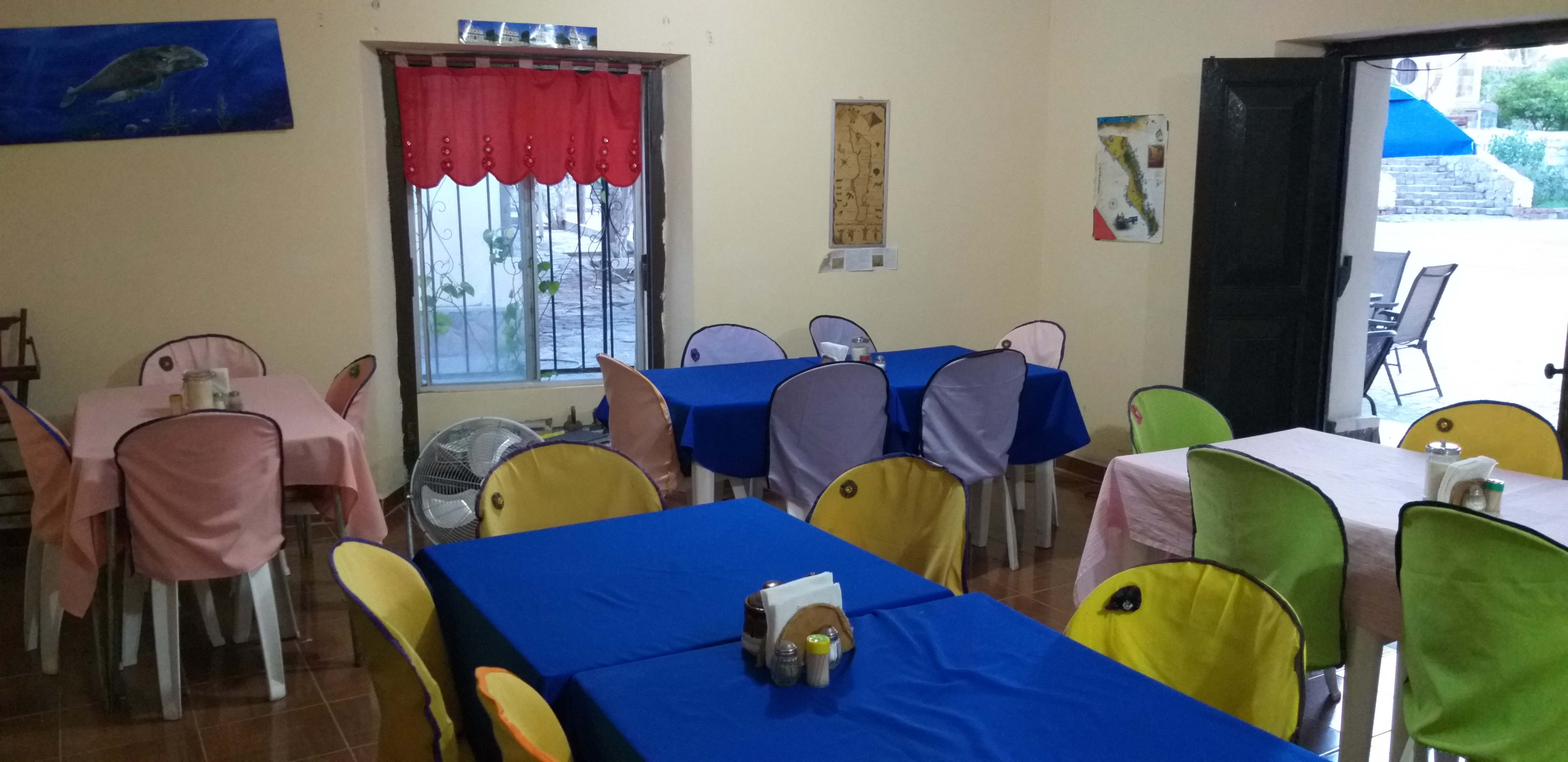 Restaurant bar victors image 10