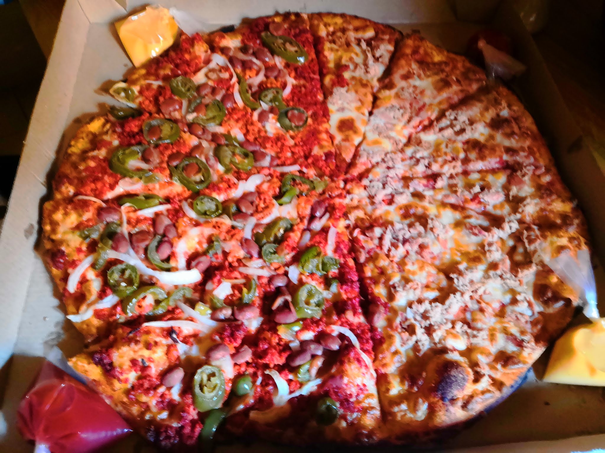 Tiki's Pizza image 1