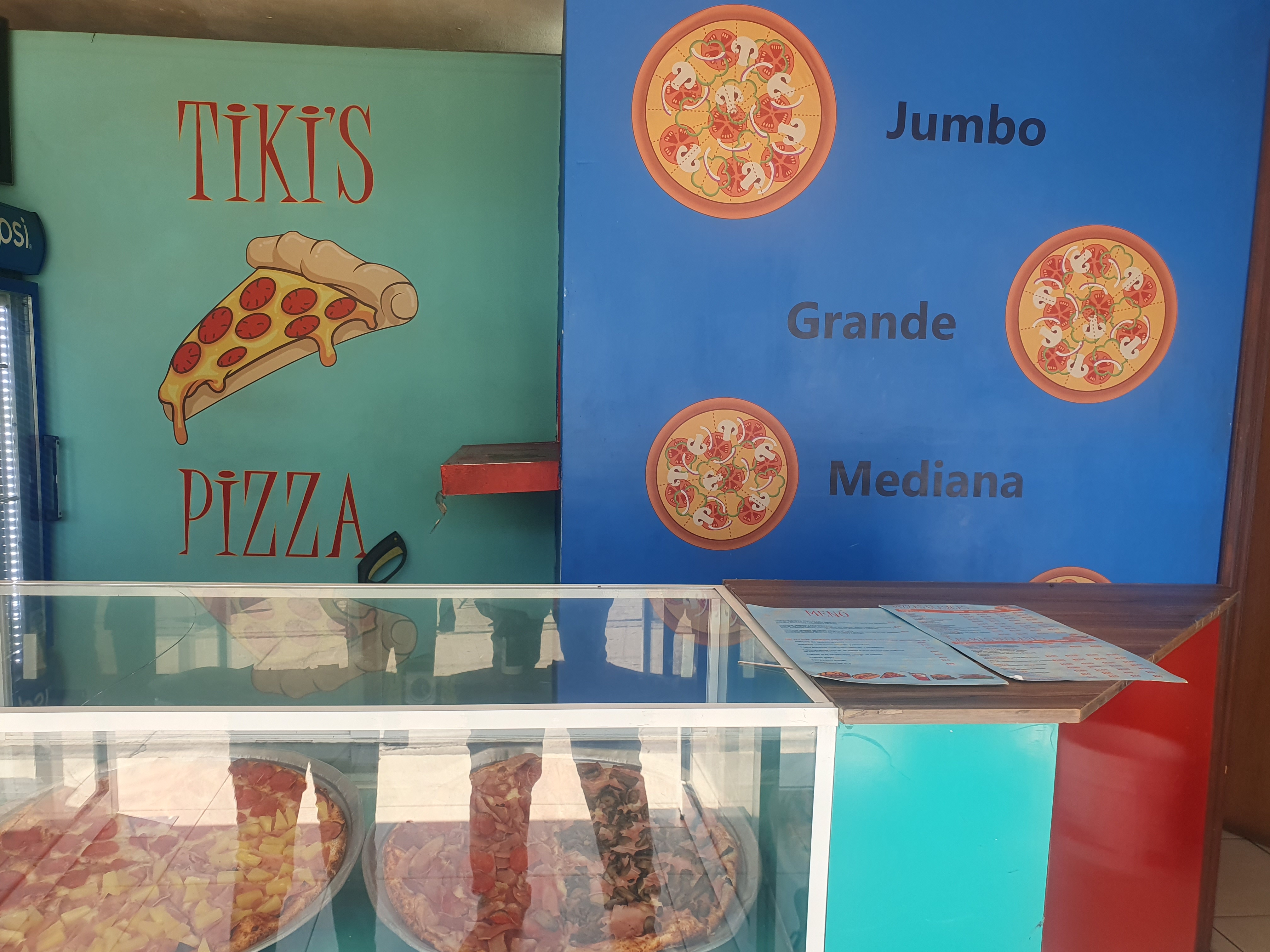 Tiki's Pizza image 4