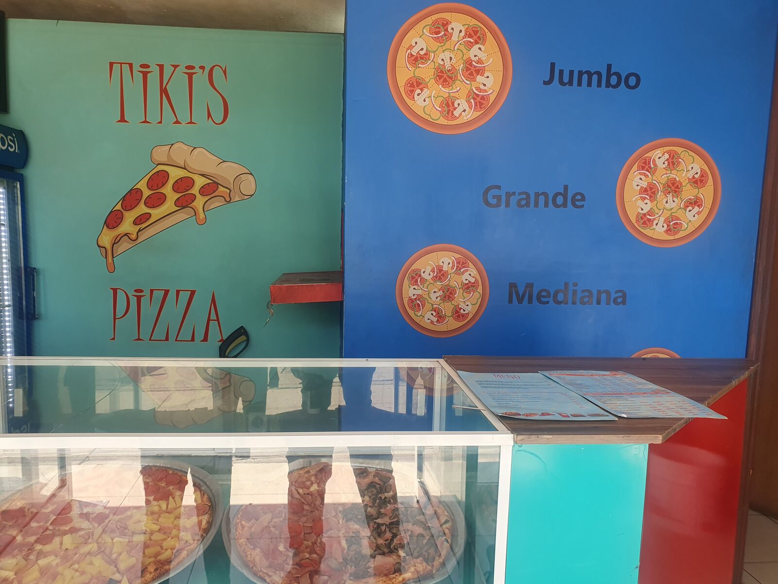 Tiki's Pizza image 4