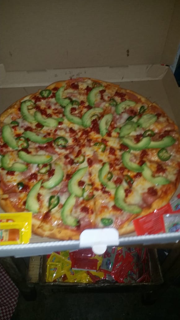 Pizzas Y Tacos Bola image 7