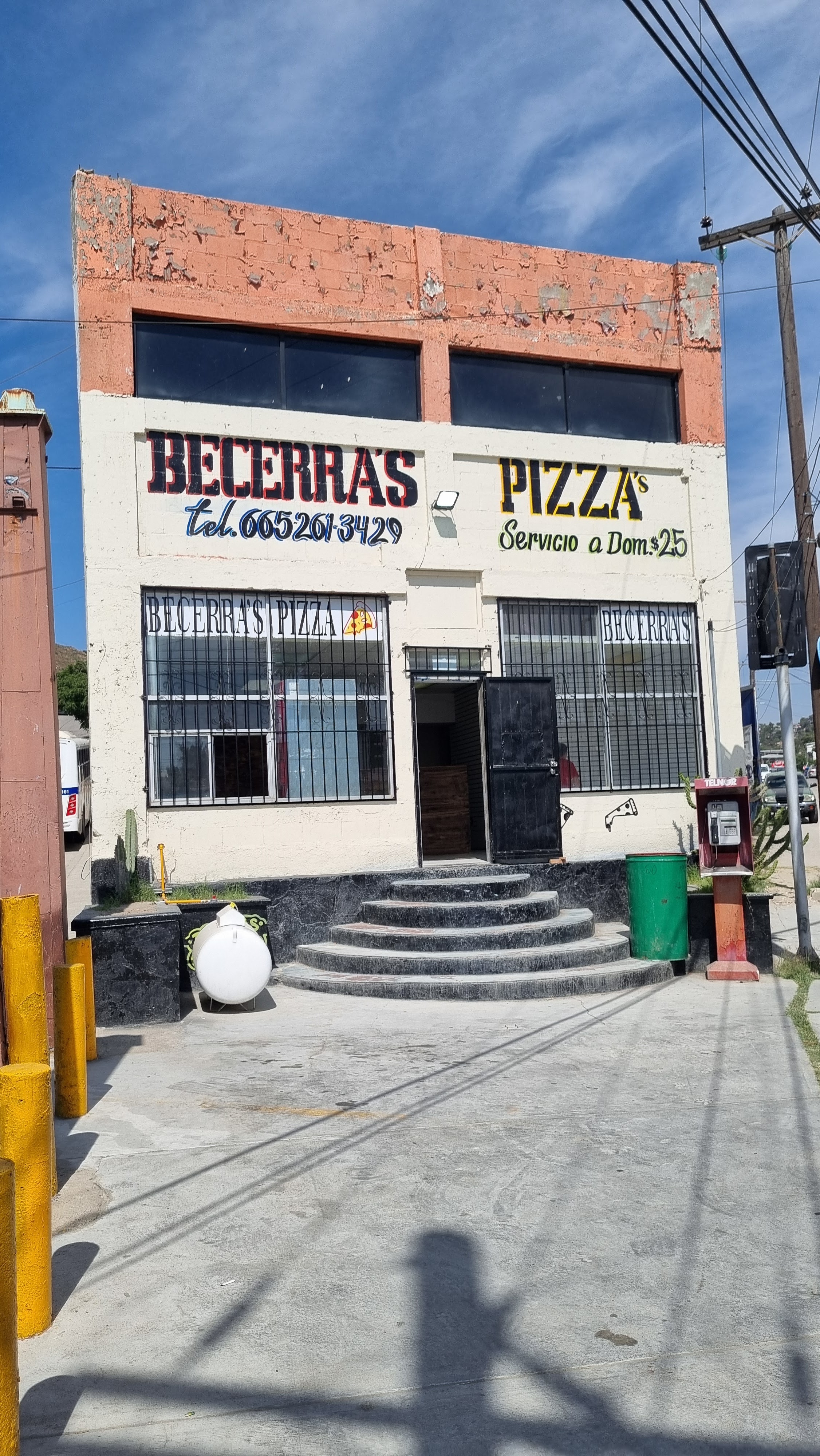 Becerras pizza 2 image 1