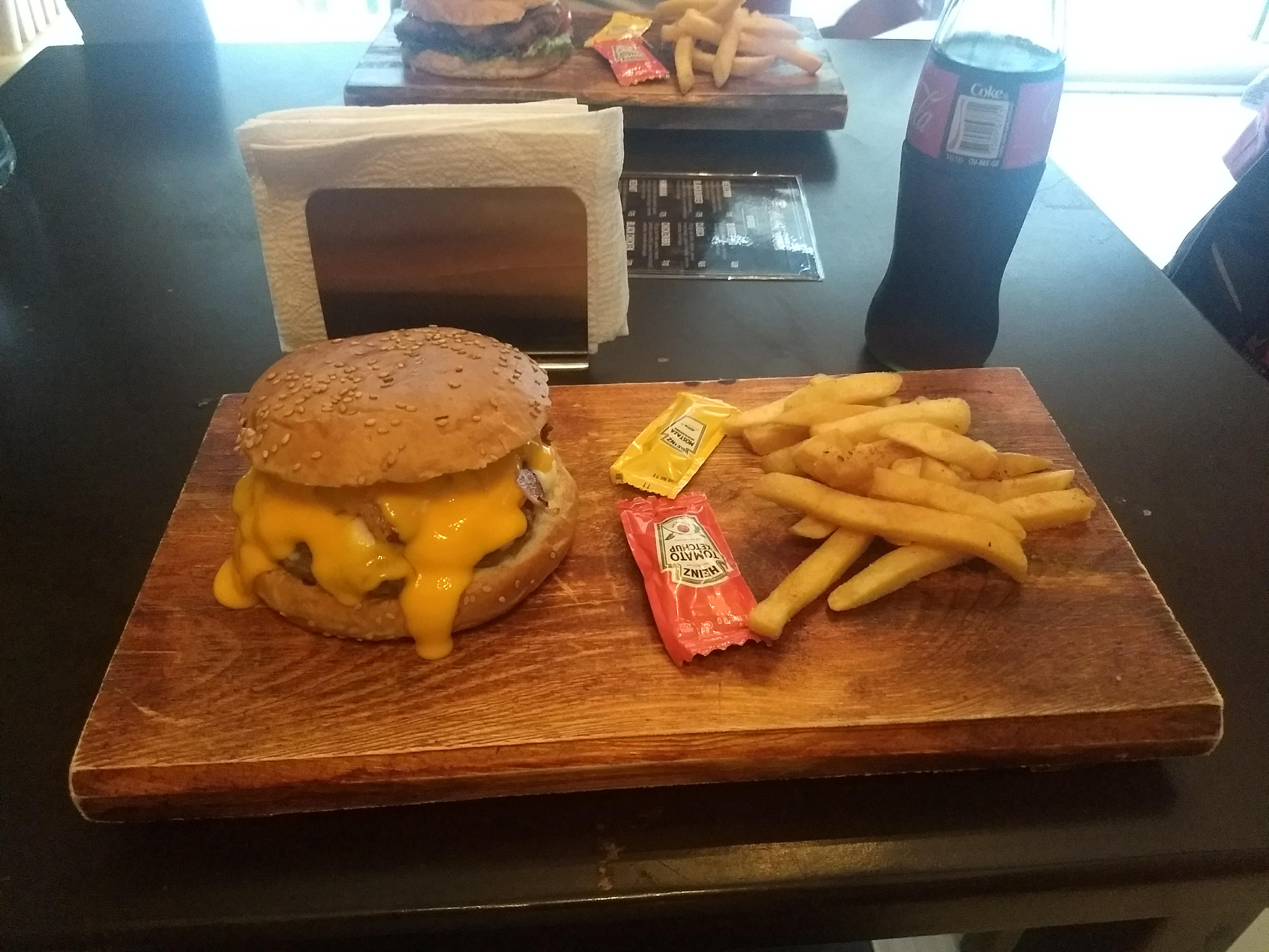 Burger House image 10