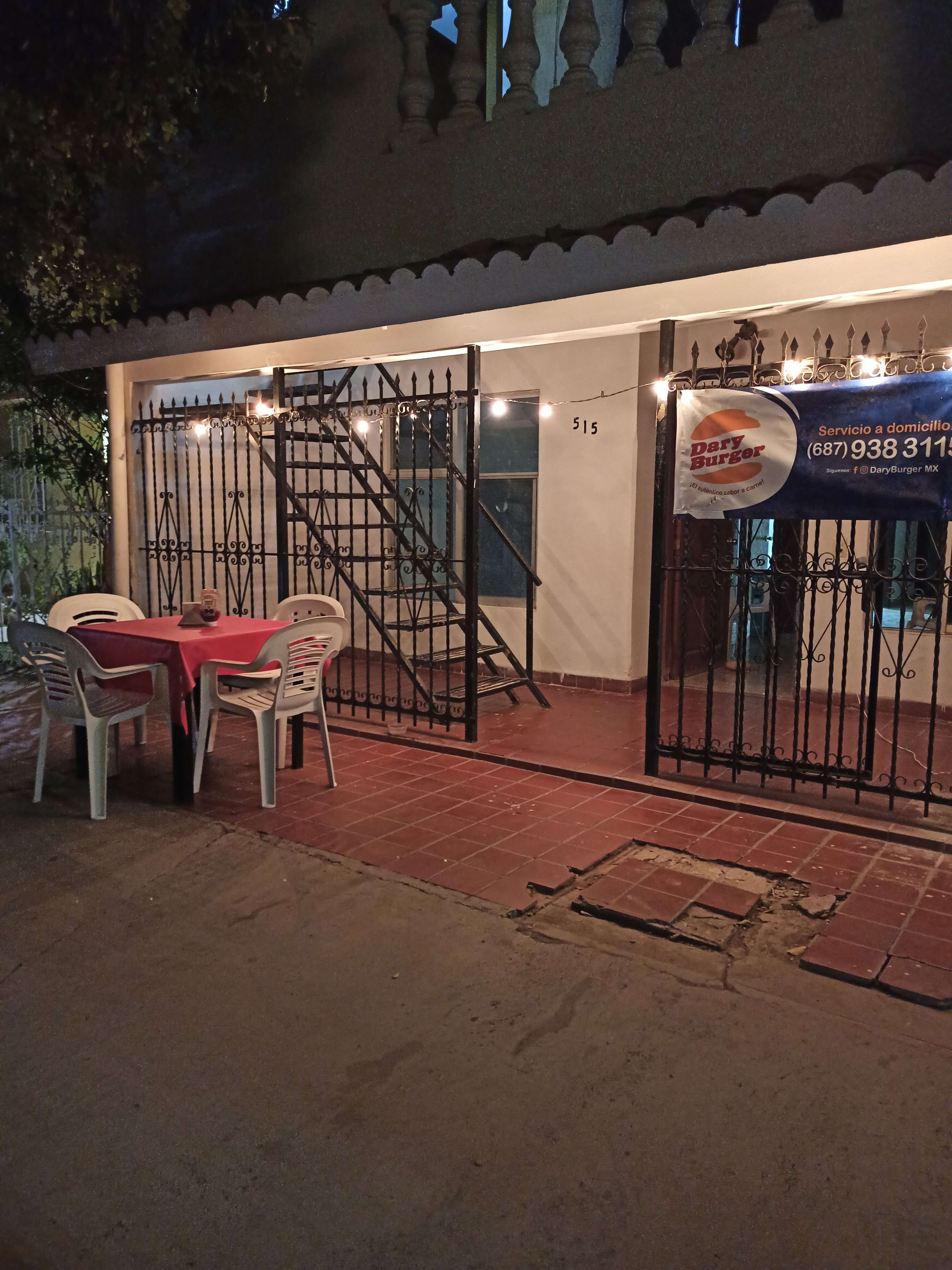 Dary Burger MX image 1