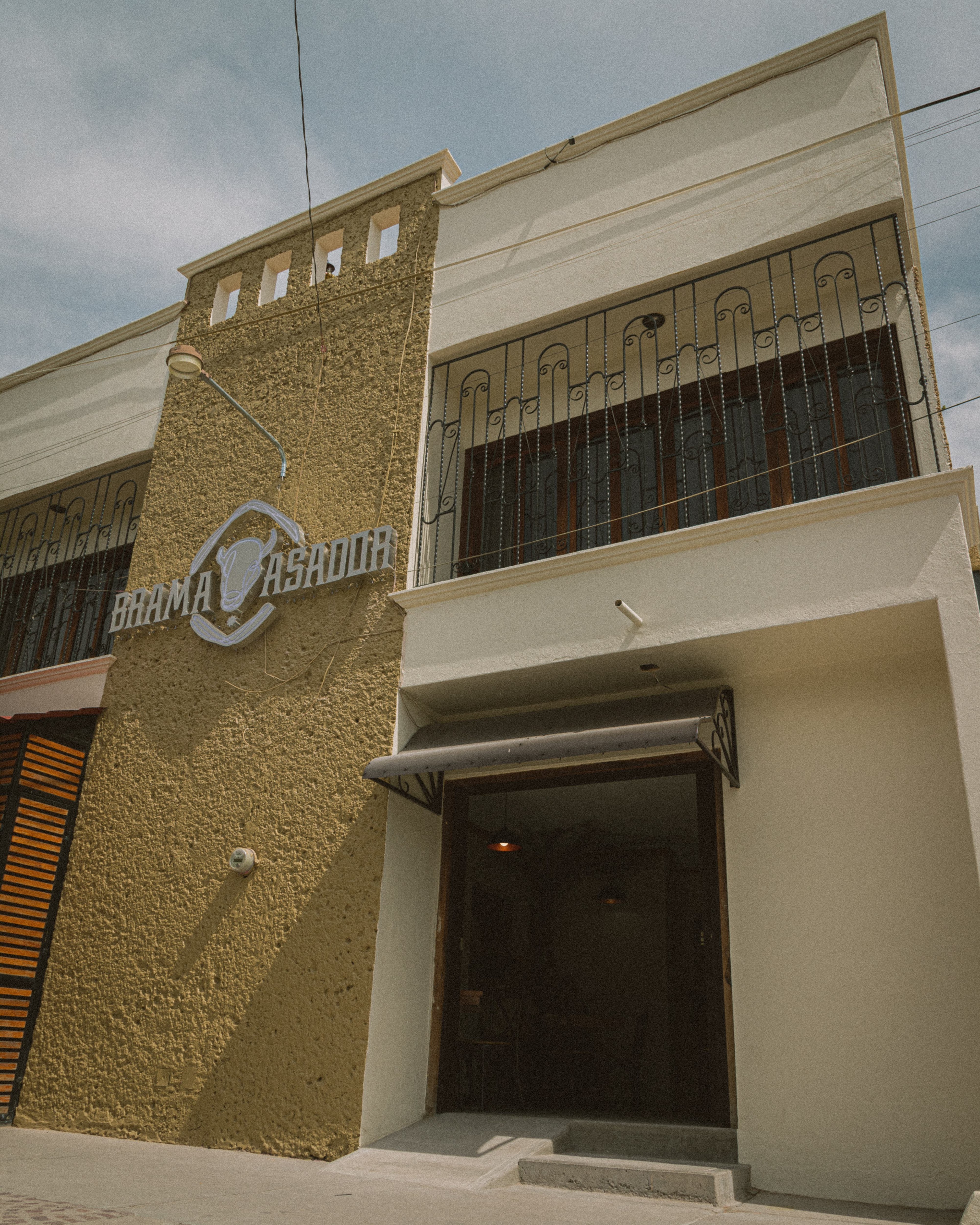 Brama Asador image 8