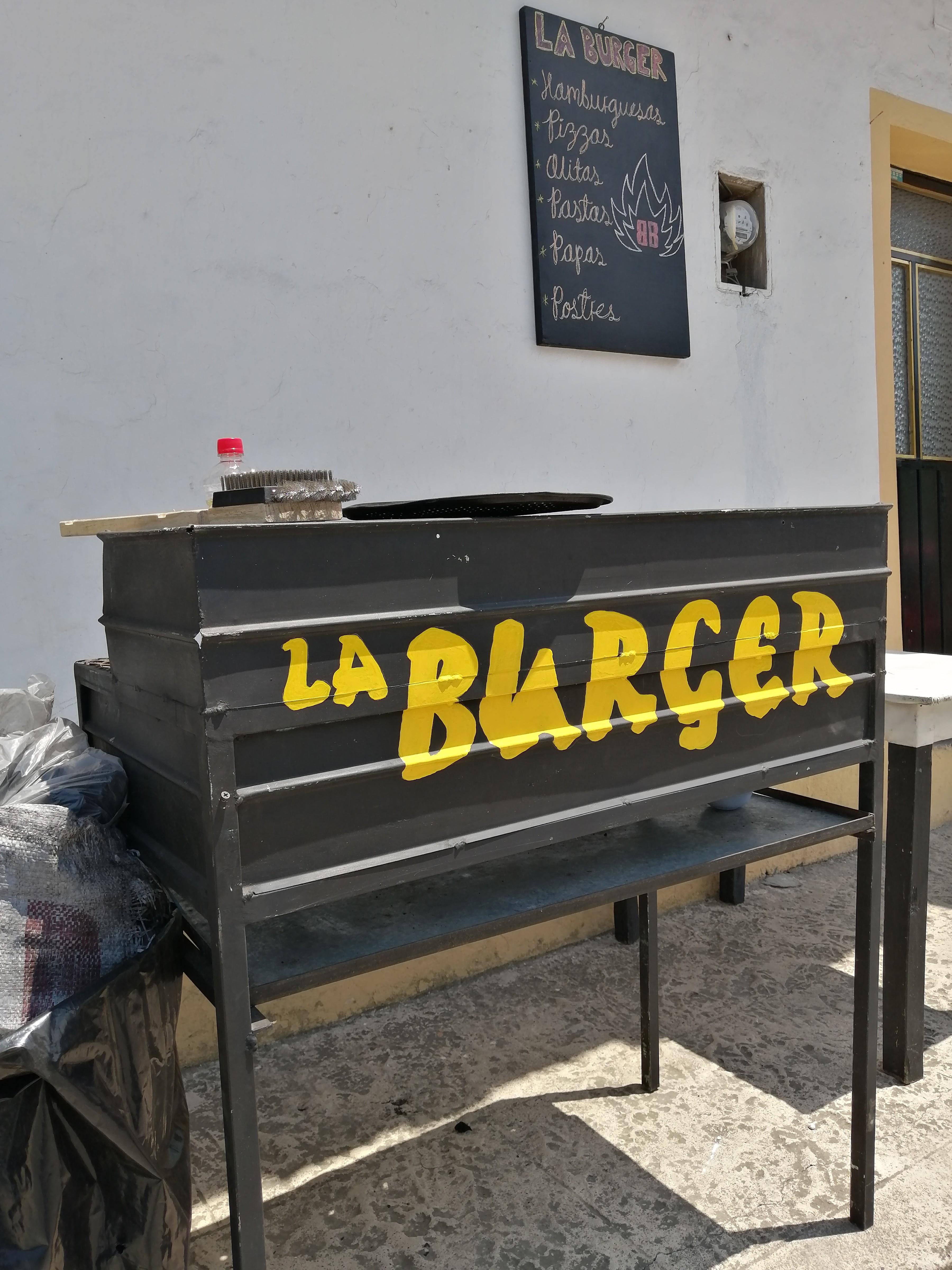 La Burguer parrilla image 1