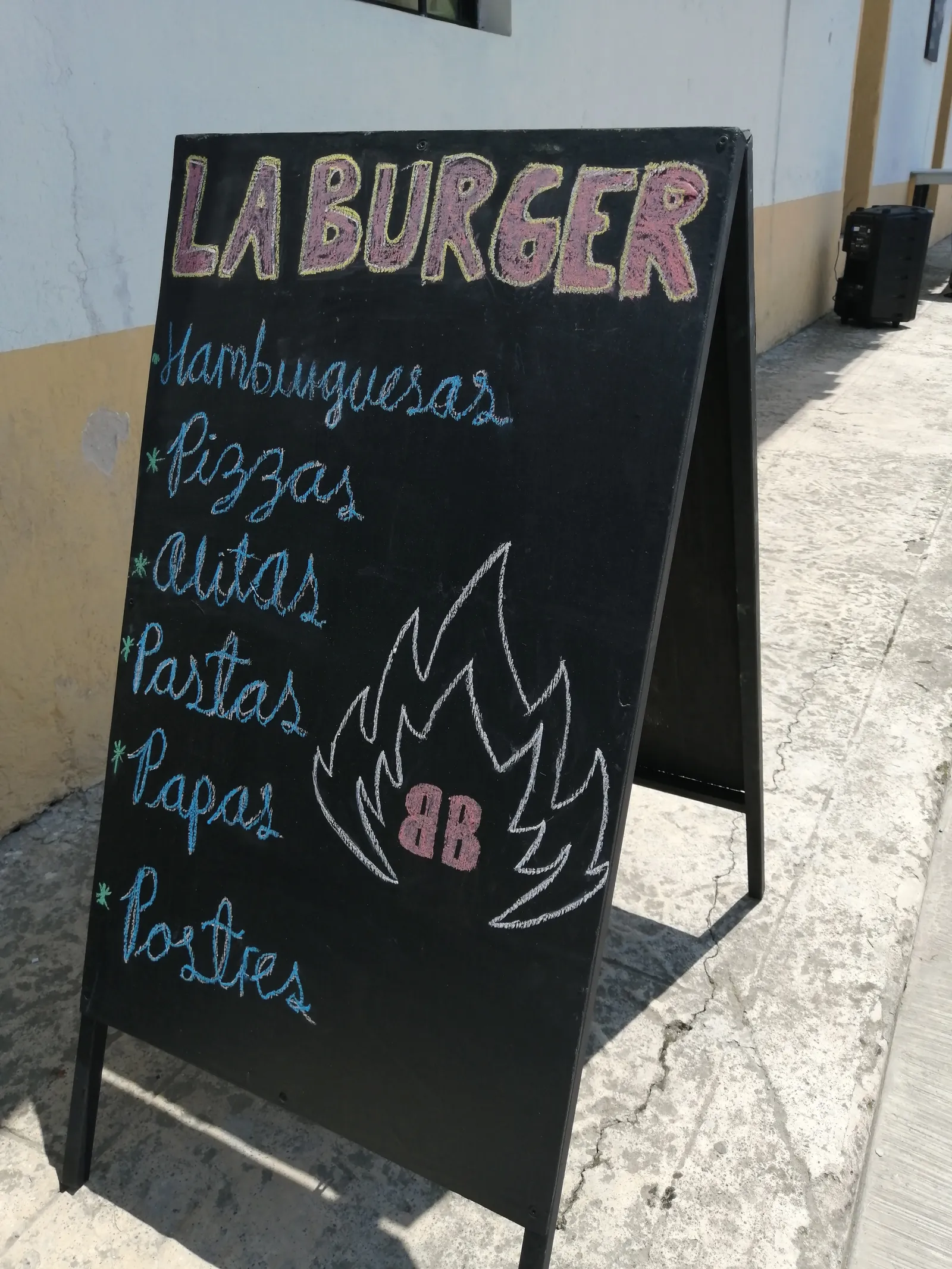 La Burguer parrilla image 2