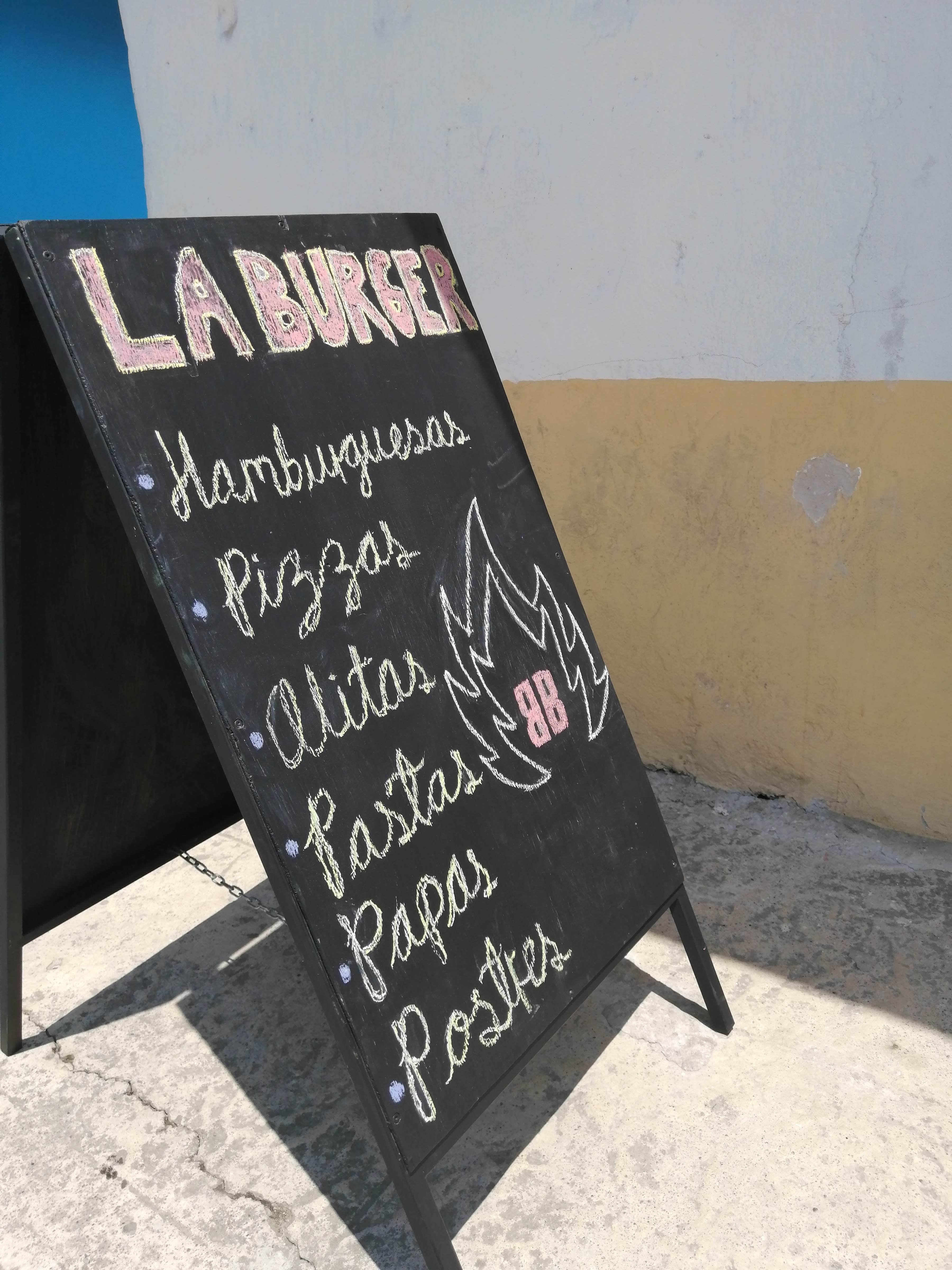 La Burguer parrilla image 3