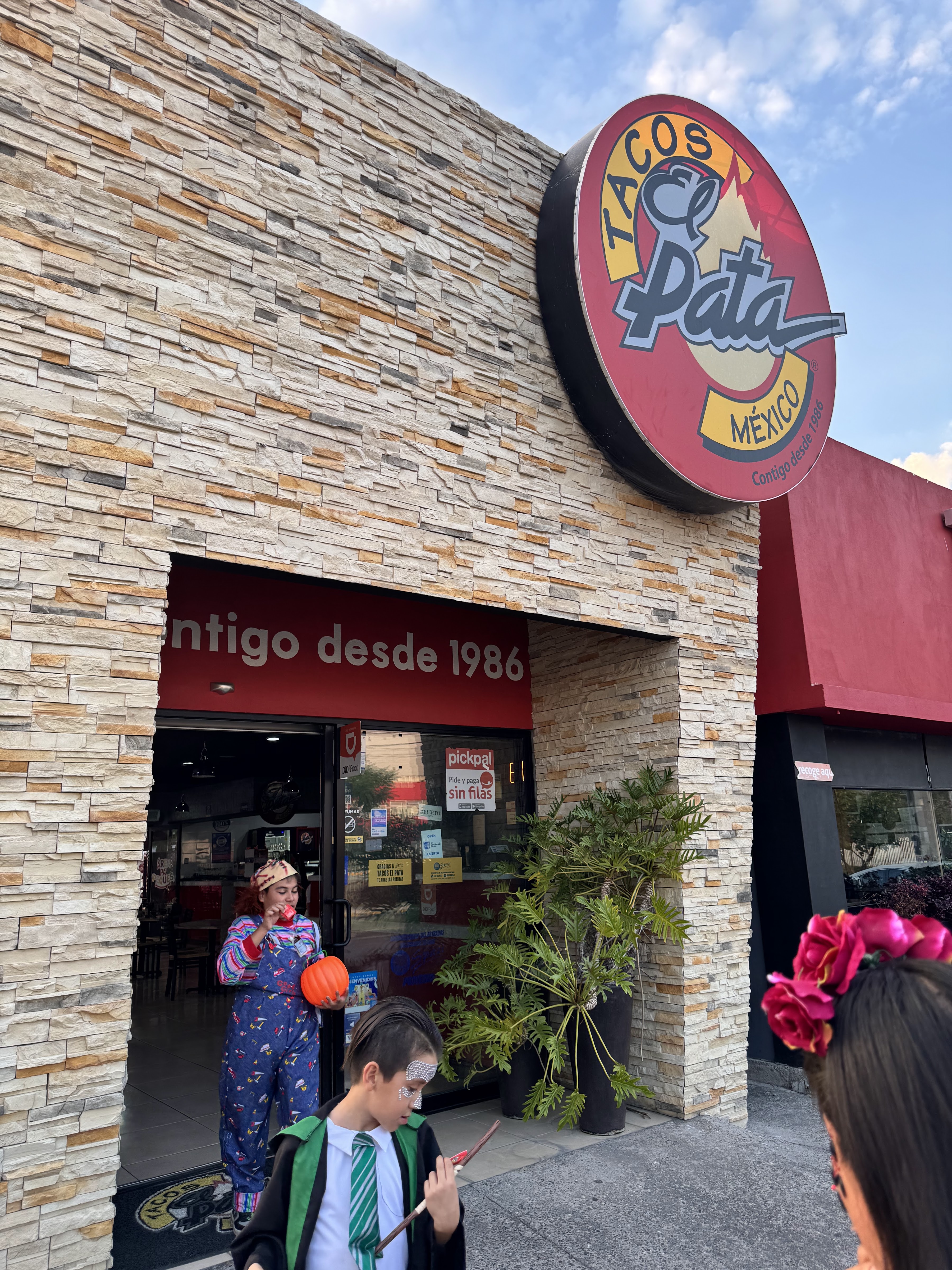 Tacos El Pata image 1